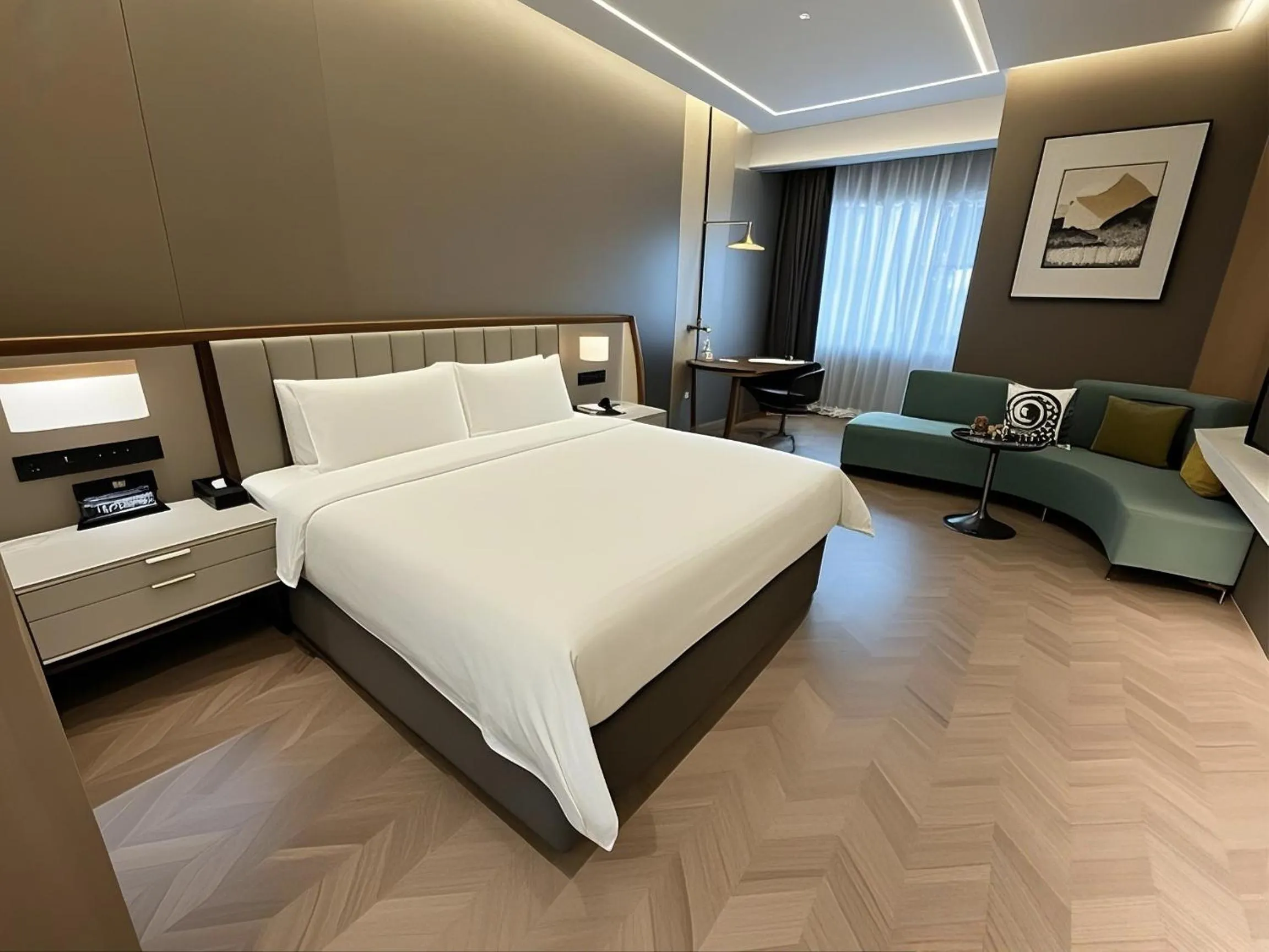 Property building, Bed in Holiday Inn Beijing Chang An West by IHG