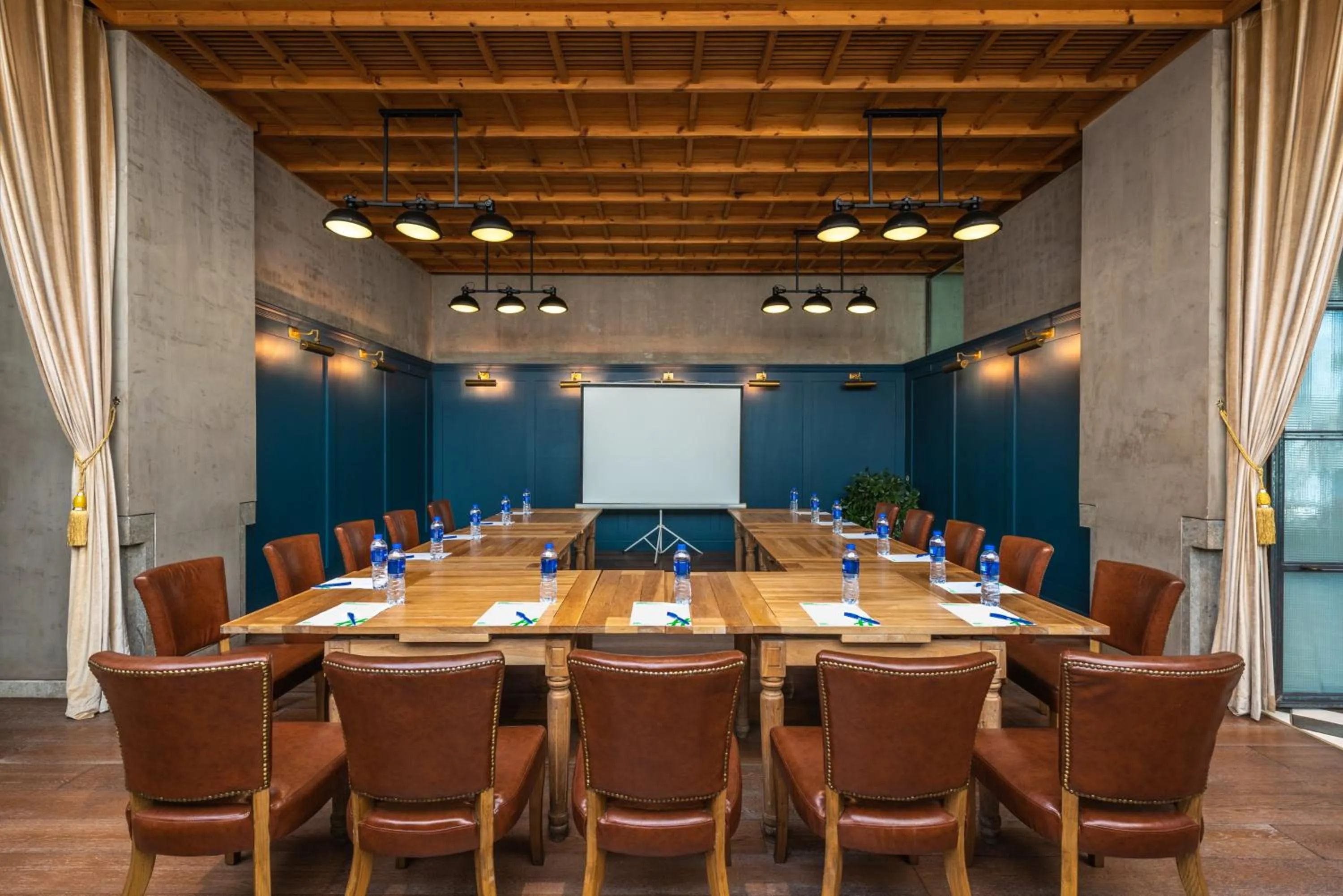 Meeting/conference room in LeafIN Hotel Beijing Wangjing SOHO