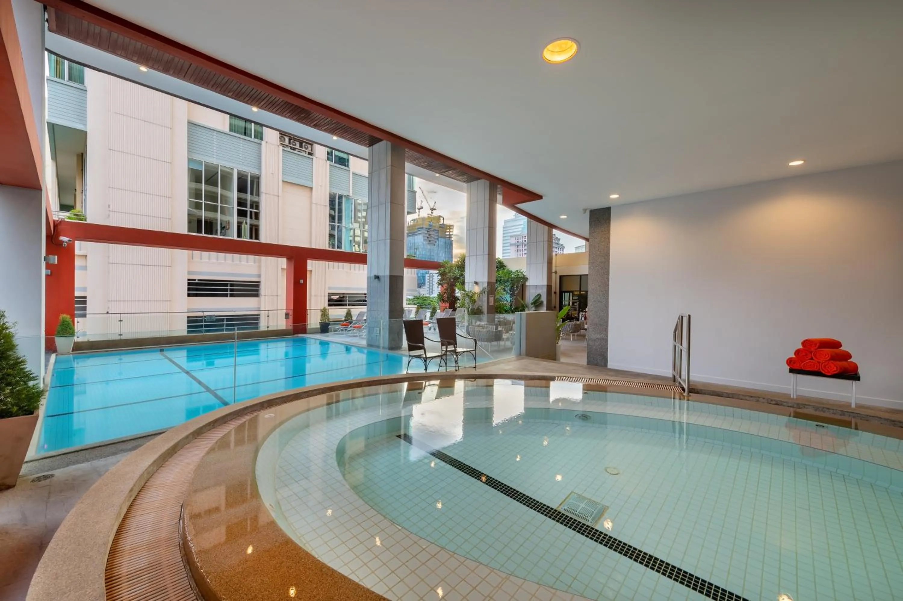 Swimming pool in Bandara Suites Silom, Bangkok