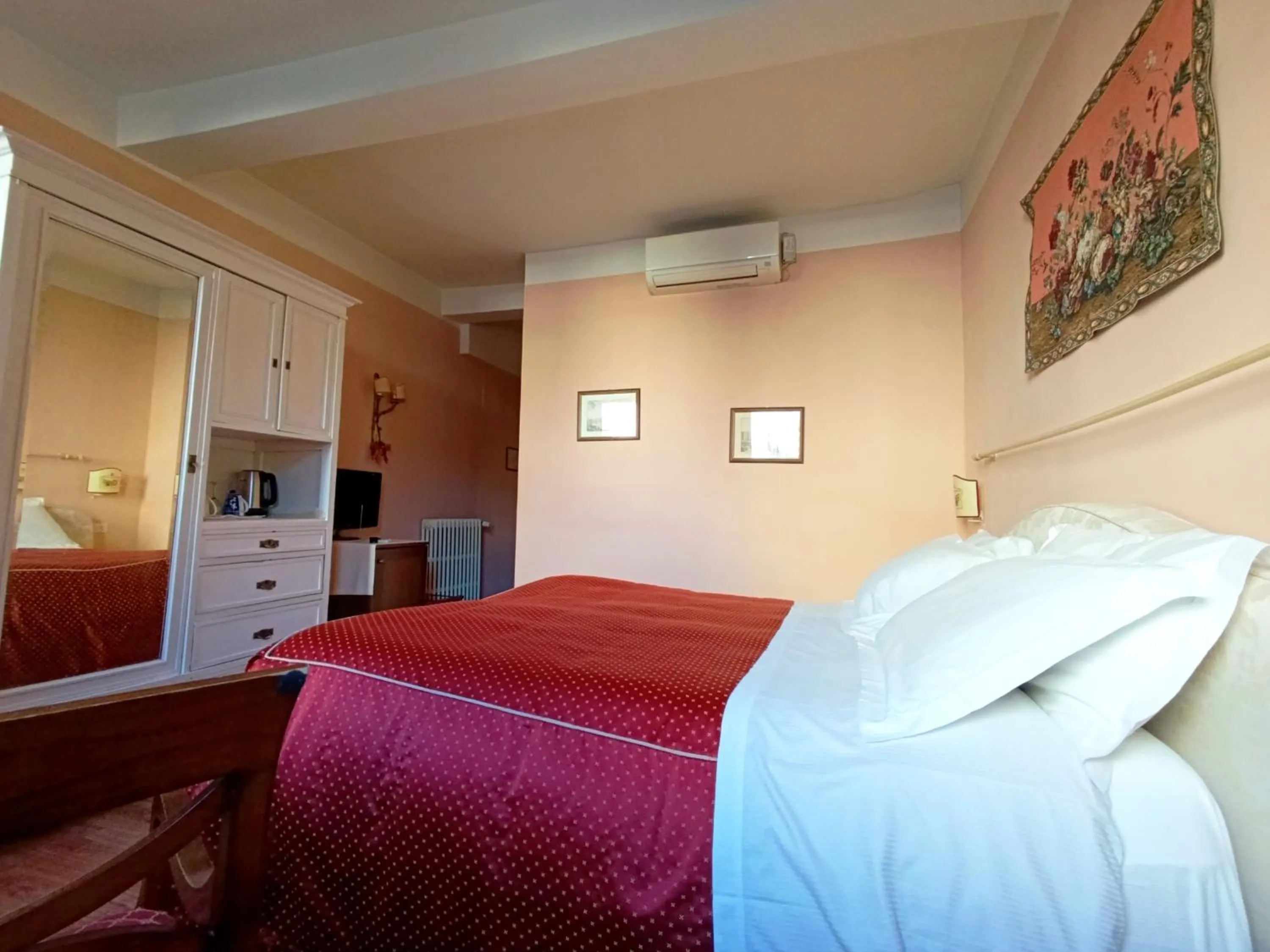 Bedroom, Bed in B&B A Florence View