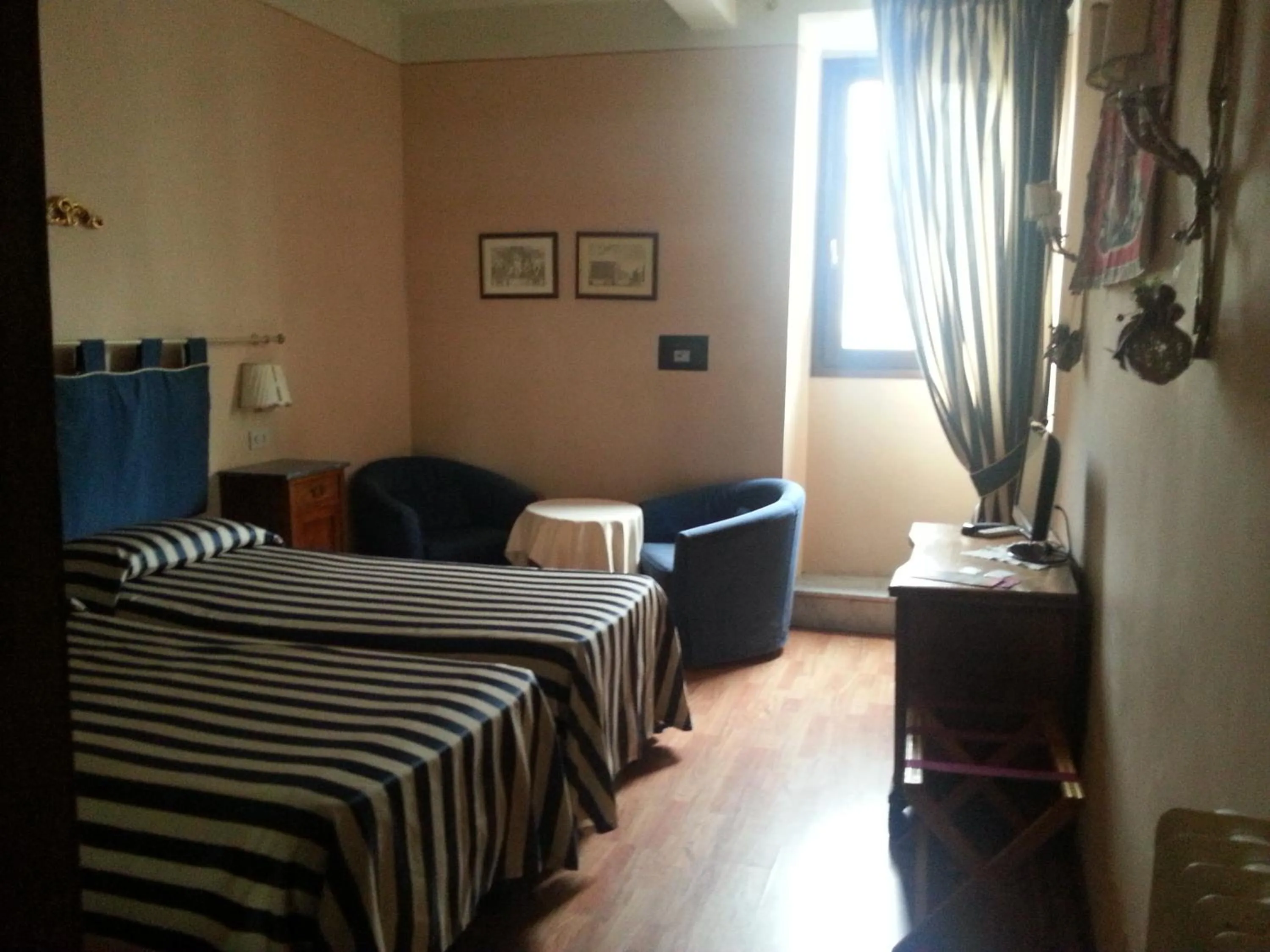 Photo of the whole room, Bed in B&B A Florence View