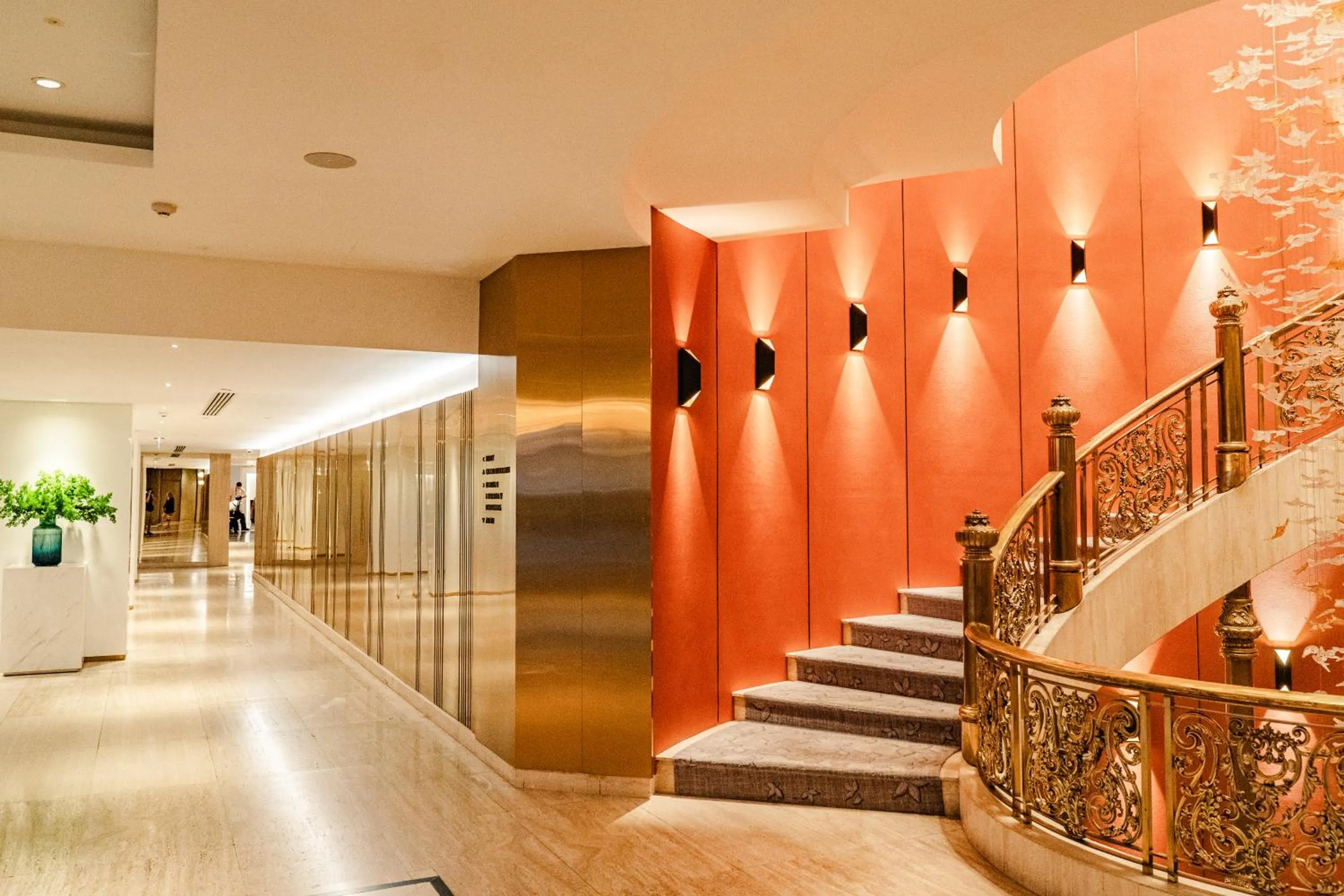 Facade/entrance in Montien Hotel Surawong Bangkok