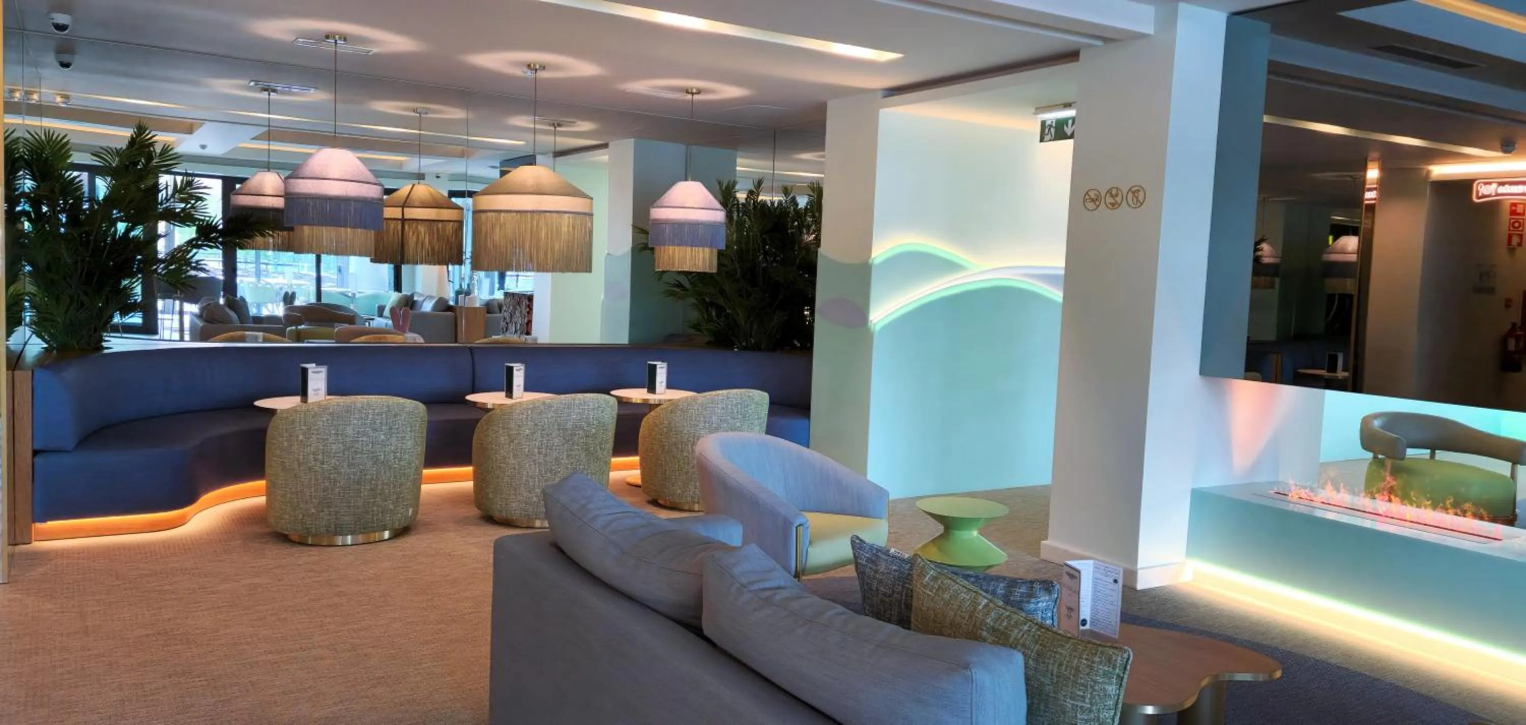 Living room in Aquashow Park Hotel