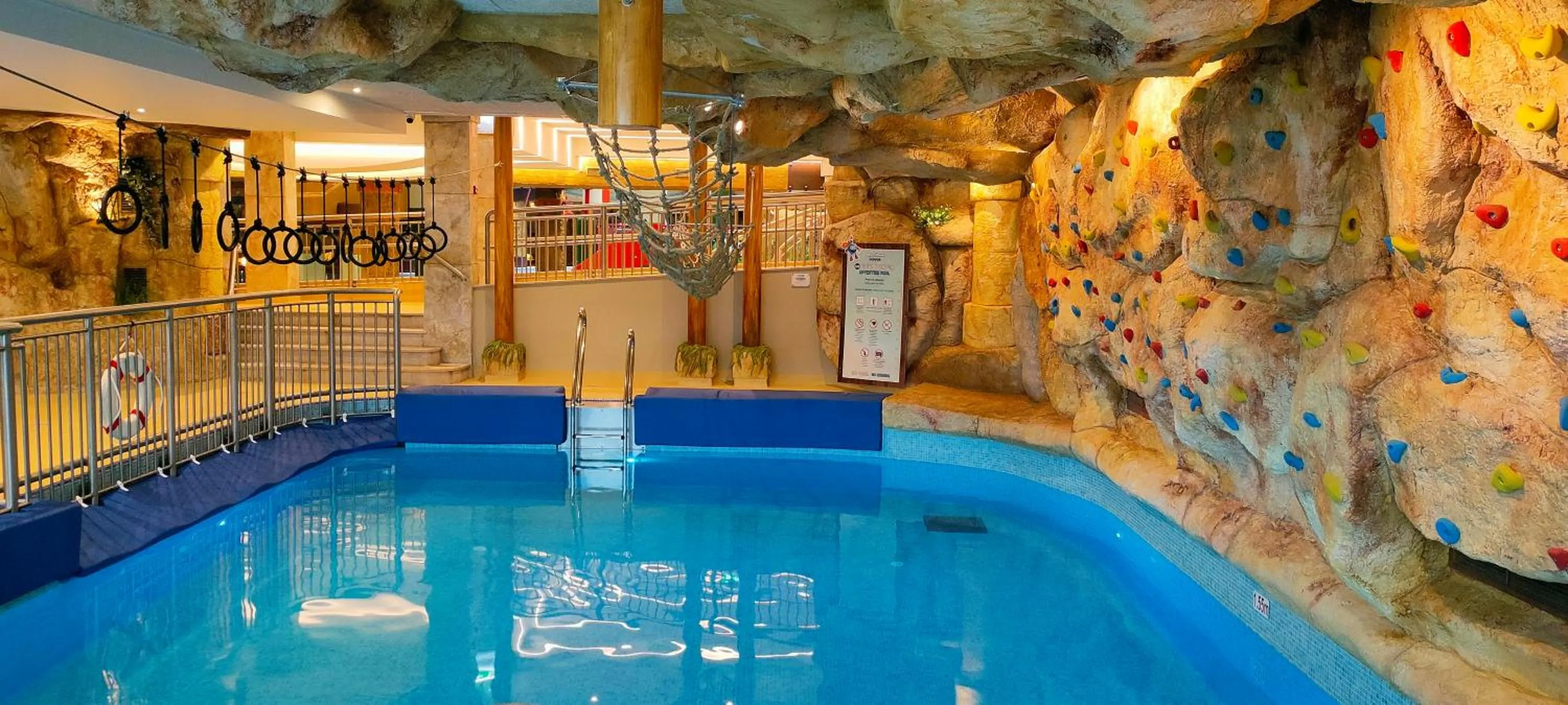 Aqua park in Aquashow Park Hotel