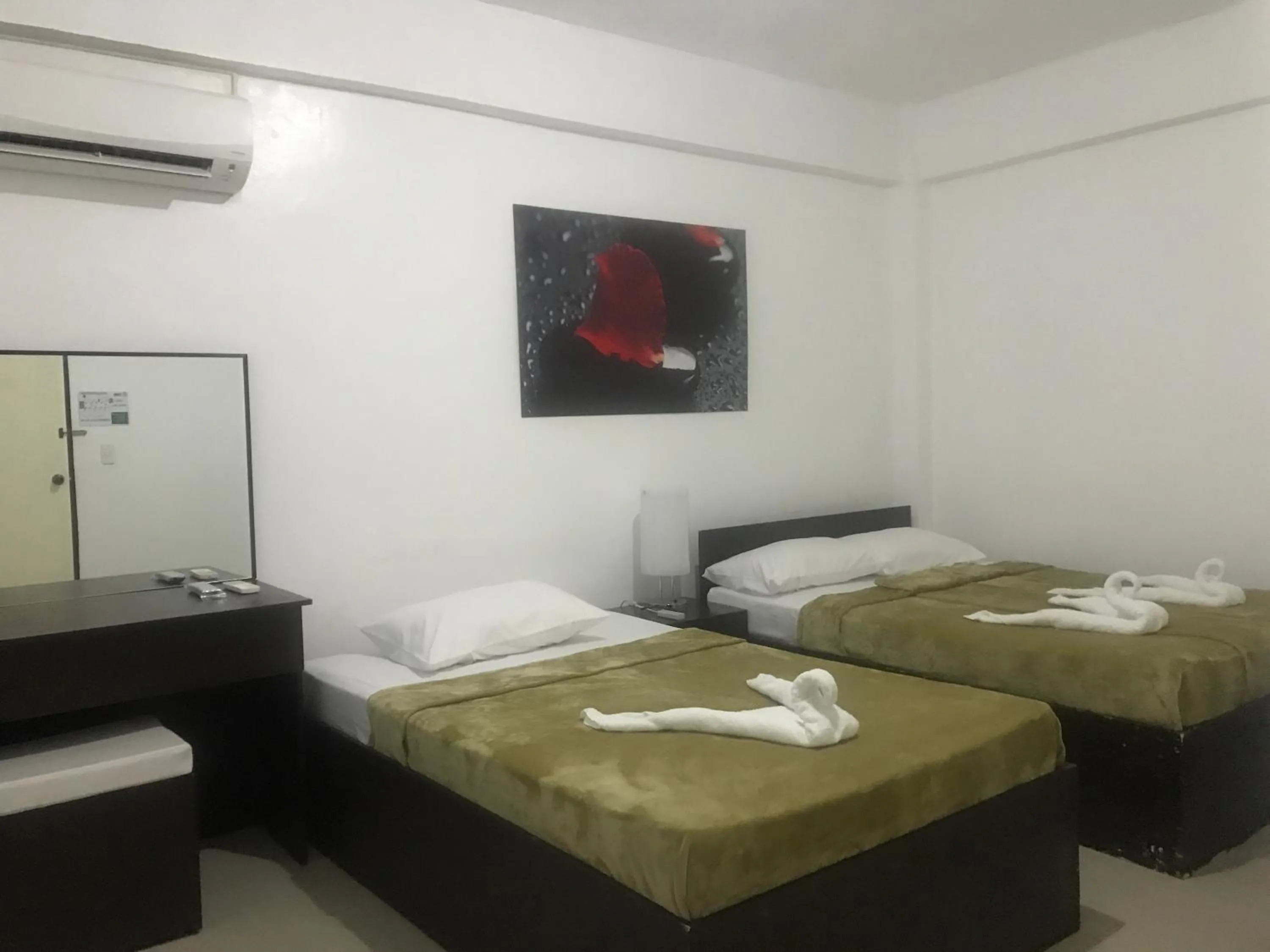 Bed in 4C's Tourist Lodge