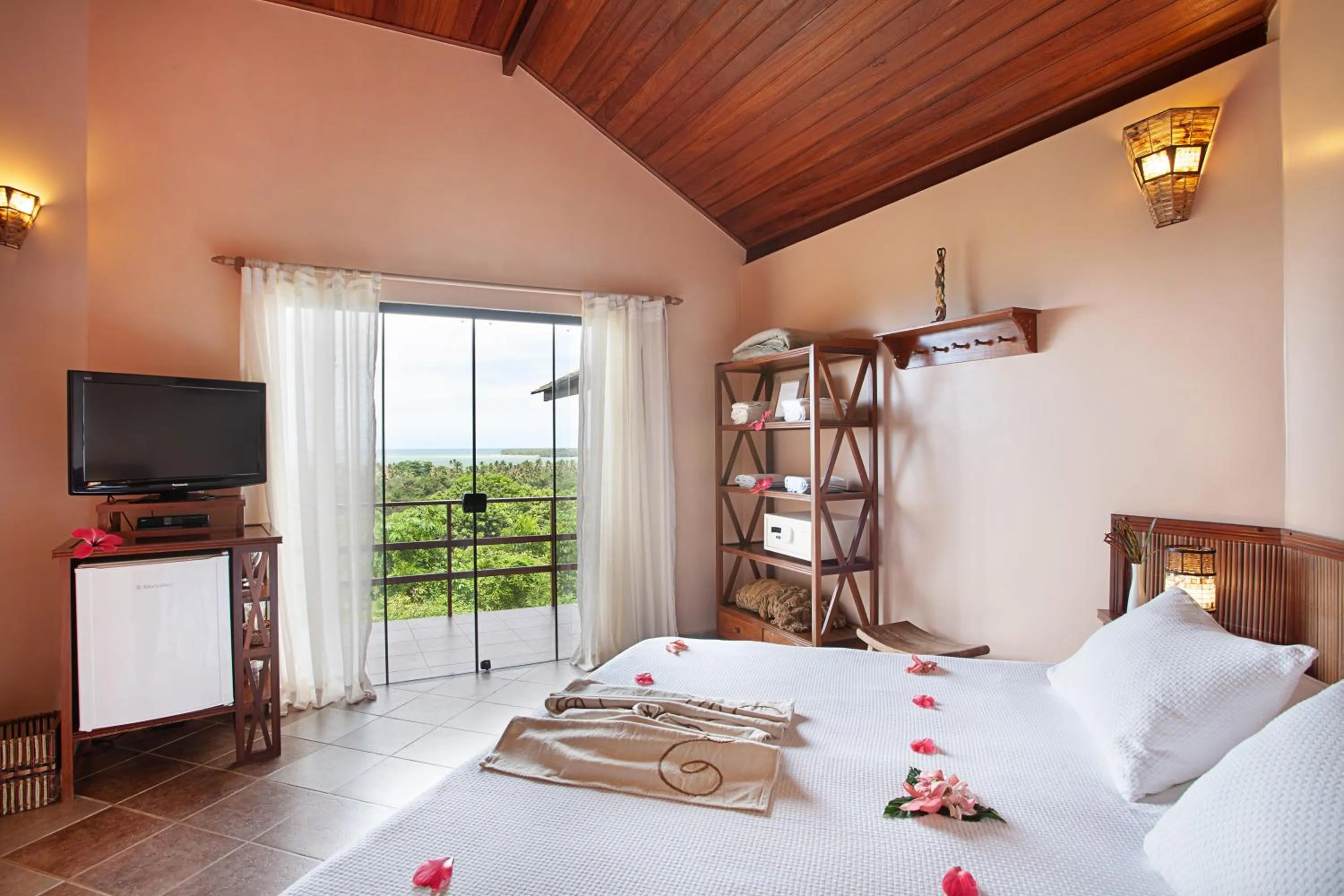 Photo of the whole room, Bed in Pousada Mangabeiras