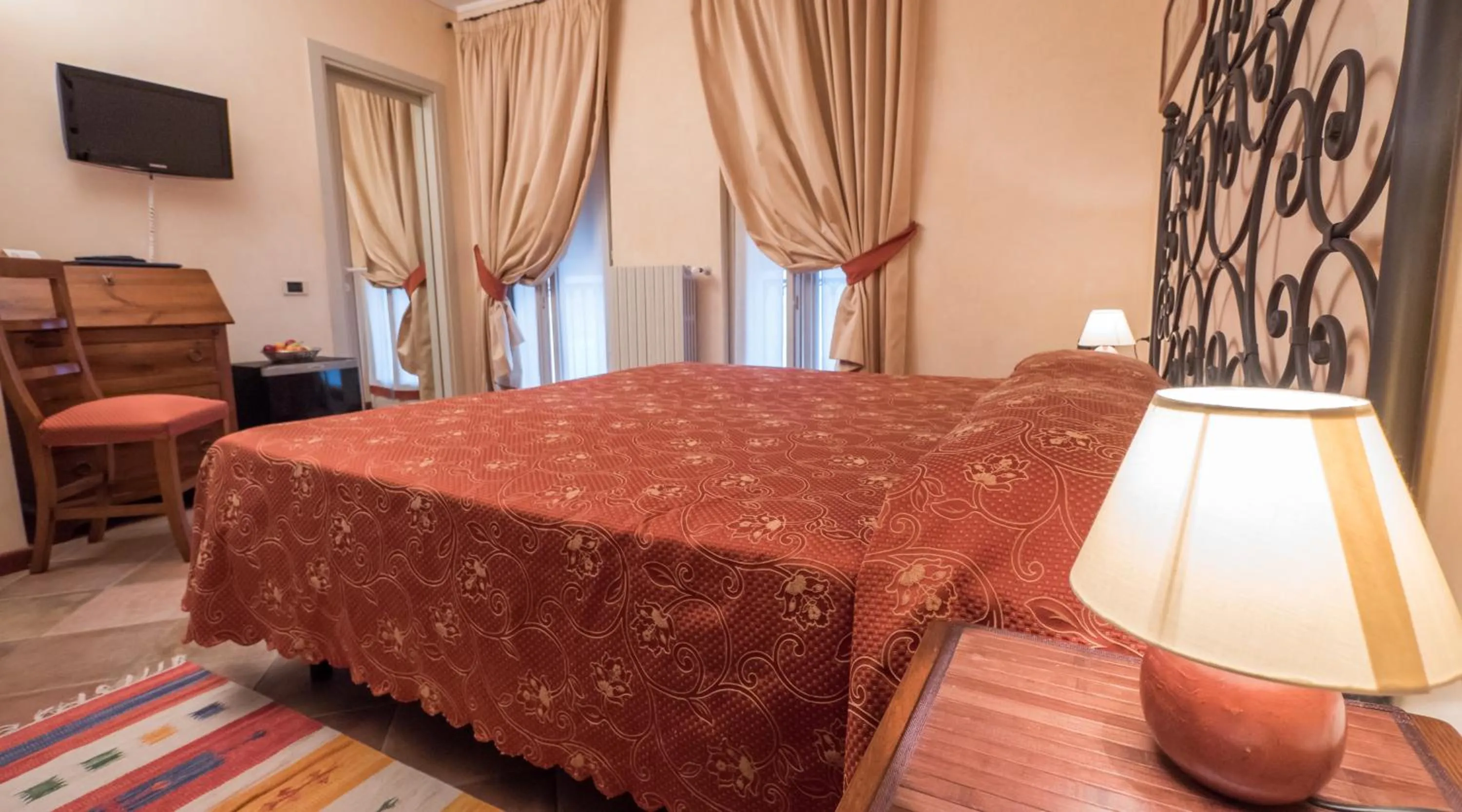 Bed in Hotel Aquadolce