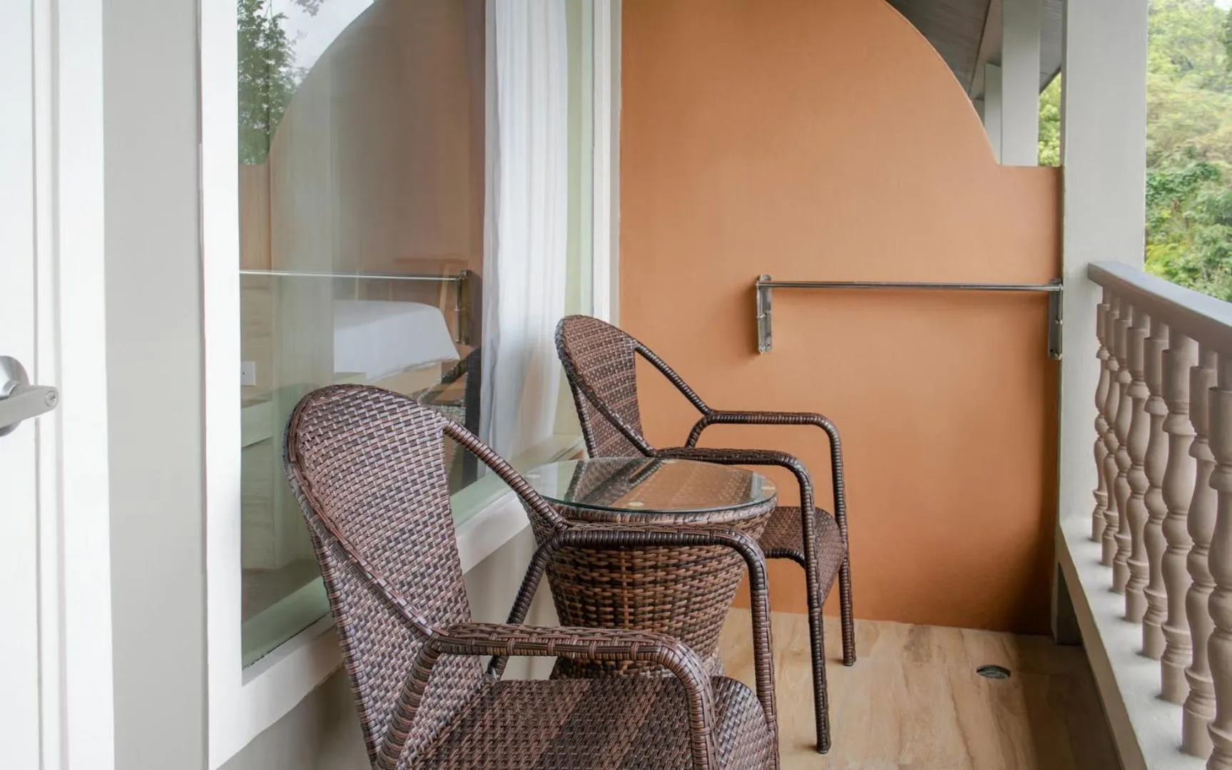 Seating area in Namaka Resort Kamala