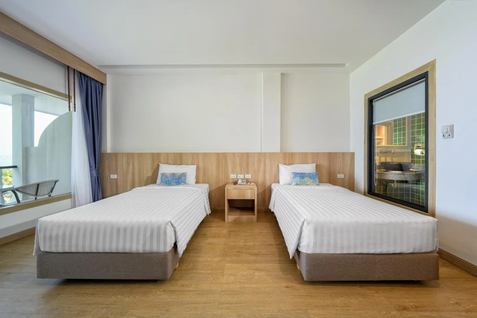 Bed in Namaka Resort Kamala