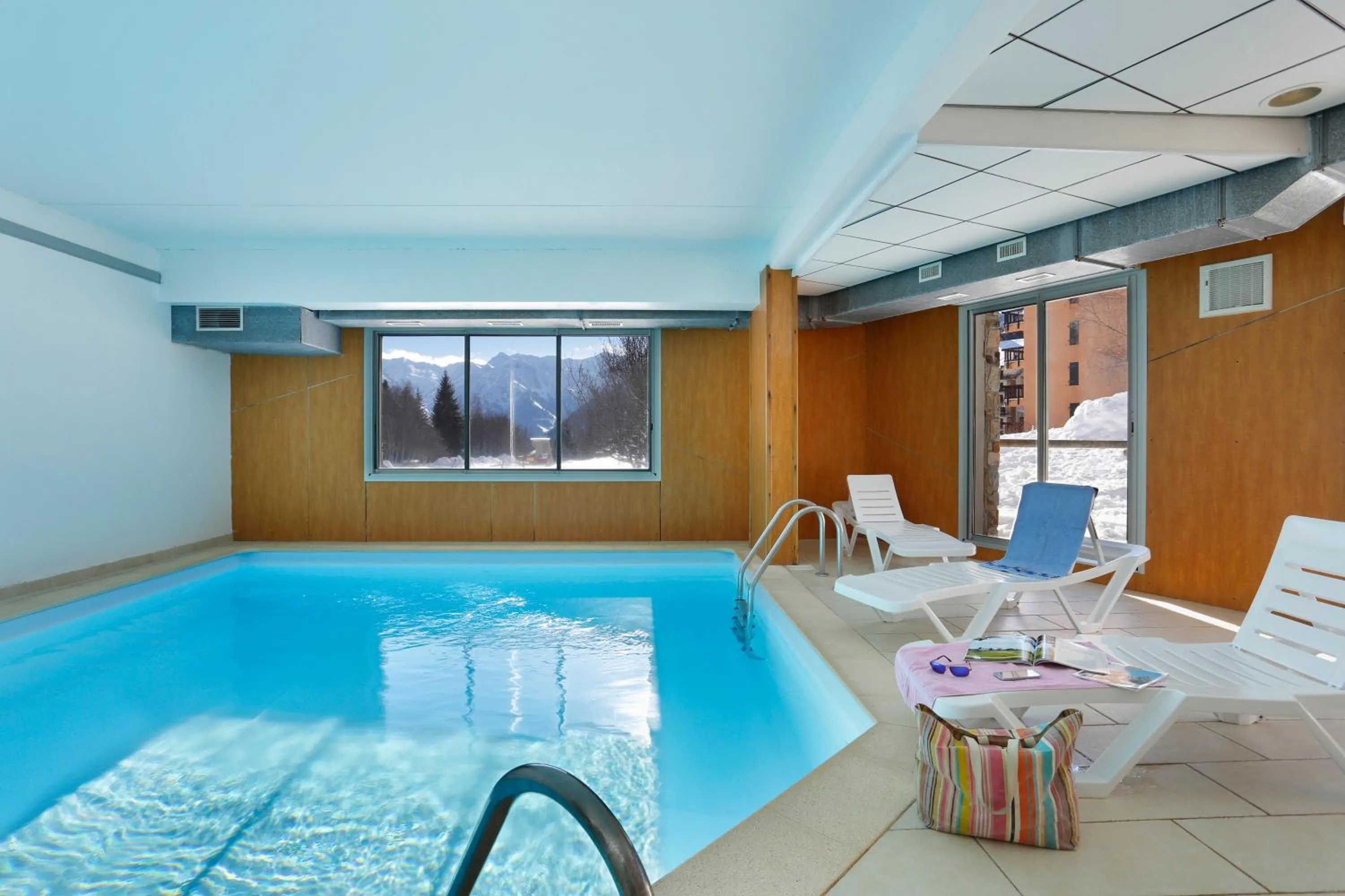 Swimming pool in Résidence Goélia Les Balcons d'Ax