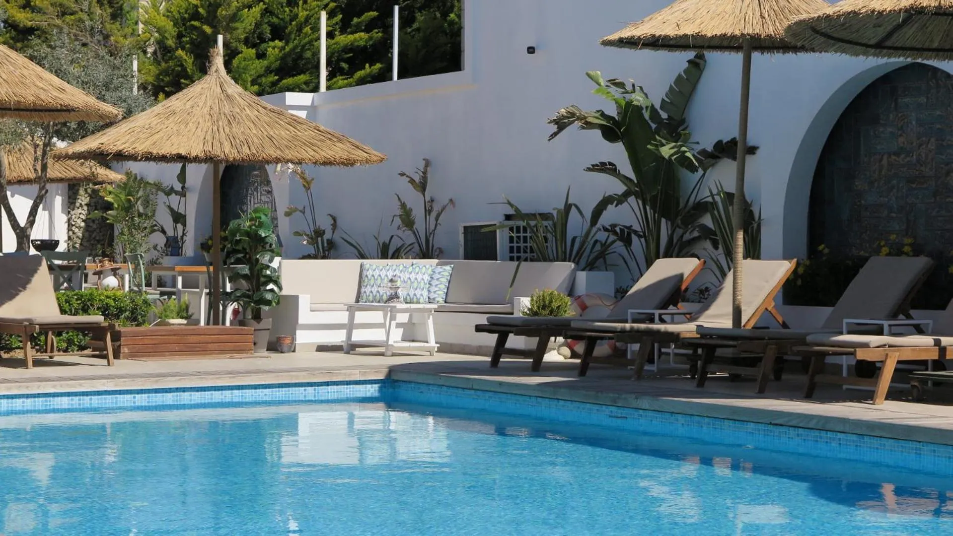 Garden view in Bay C