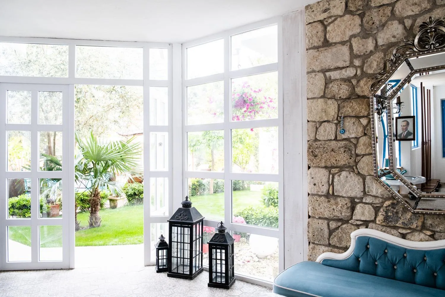 Facade/entrance in Bay C