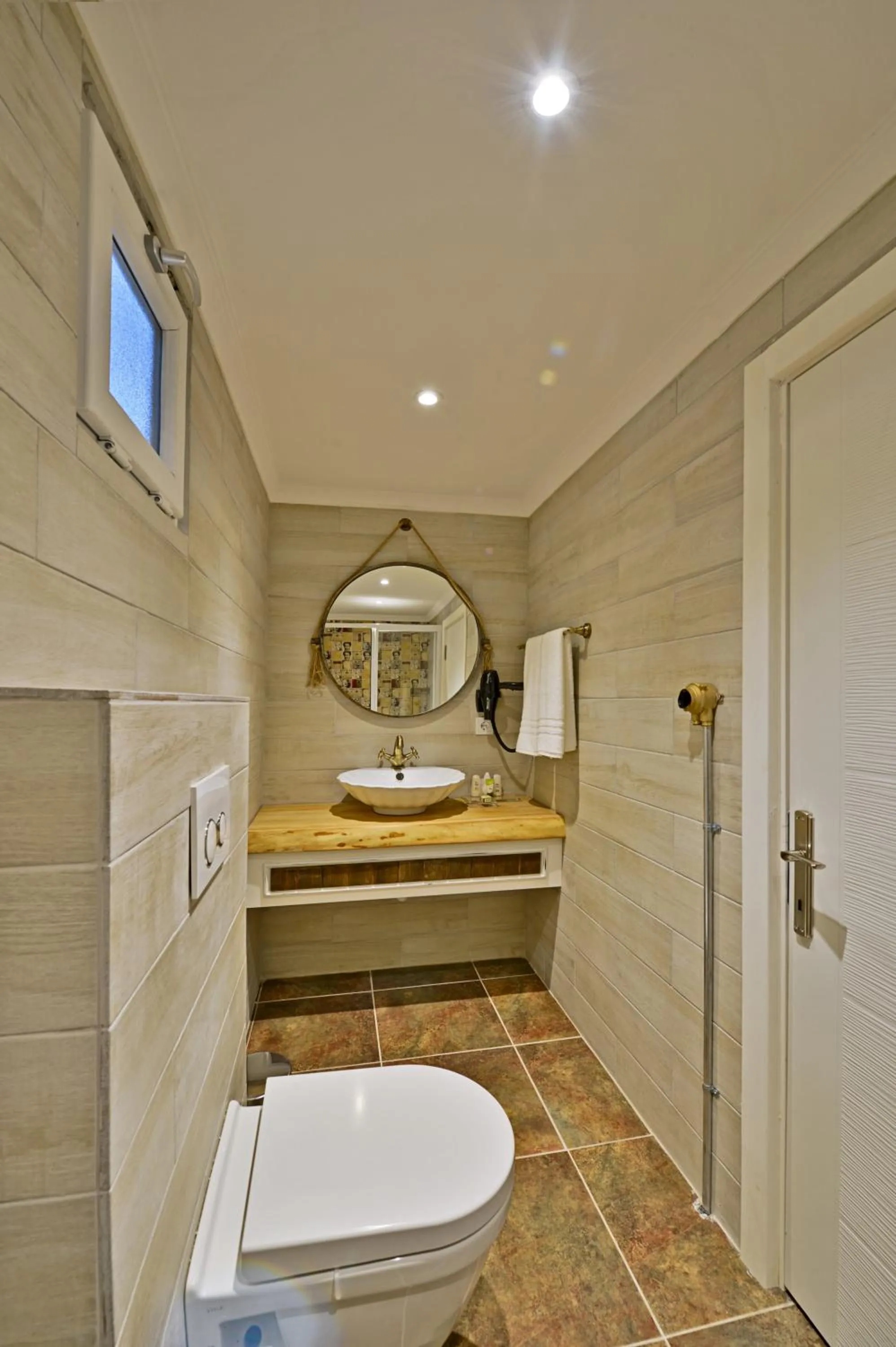 Bathroom in Bay C