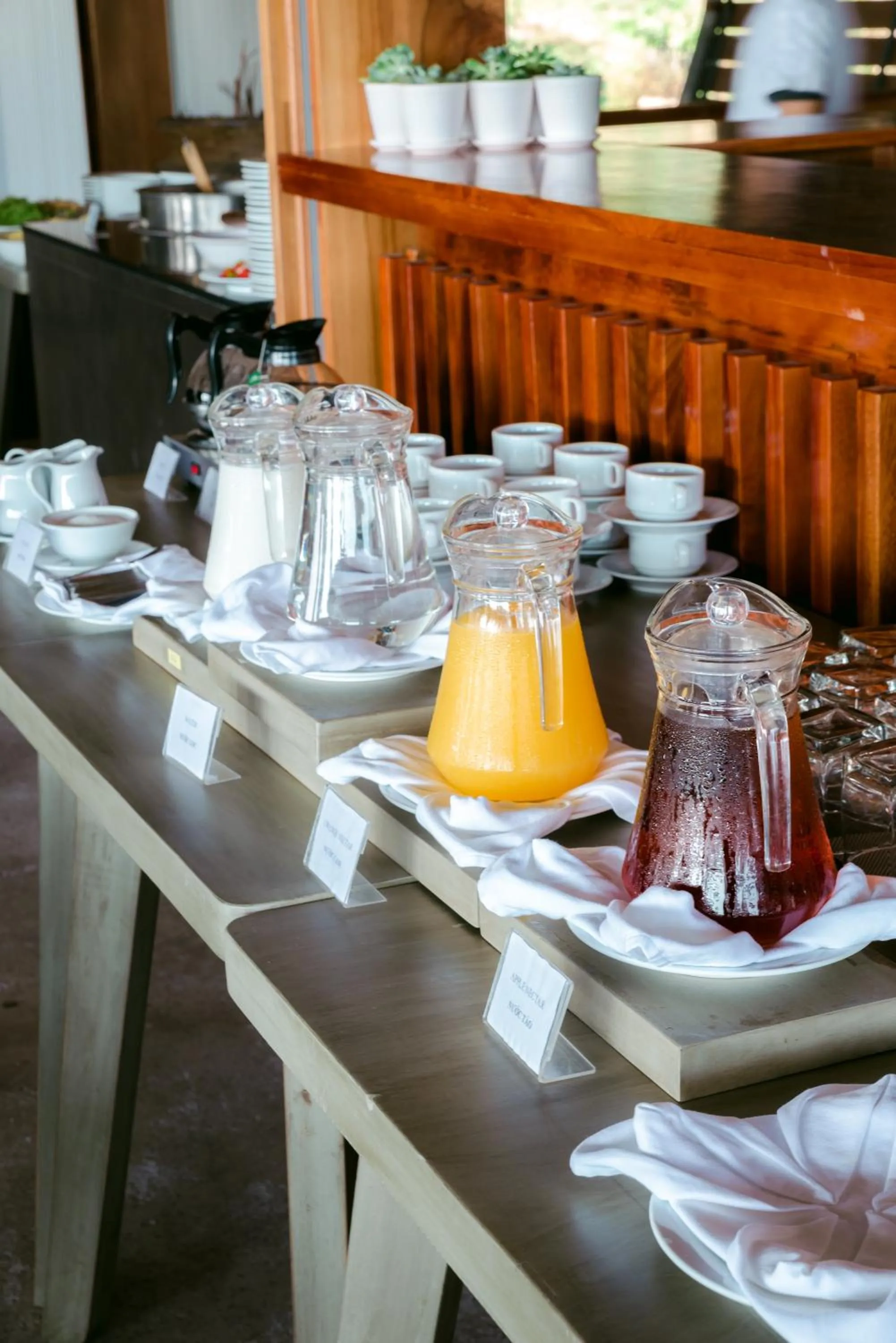 Breakfast in Casa Marina Resort