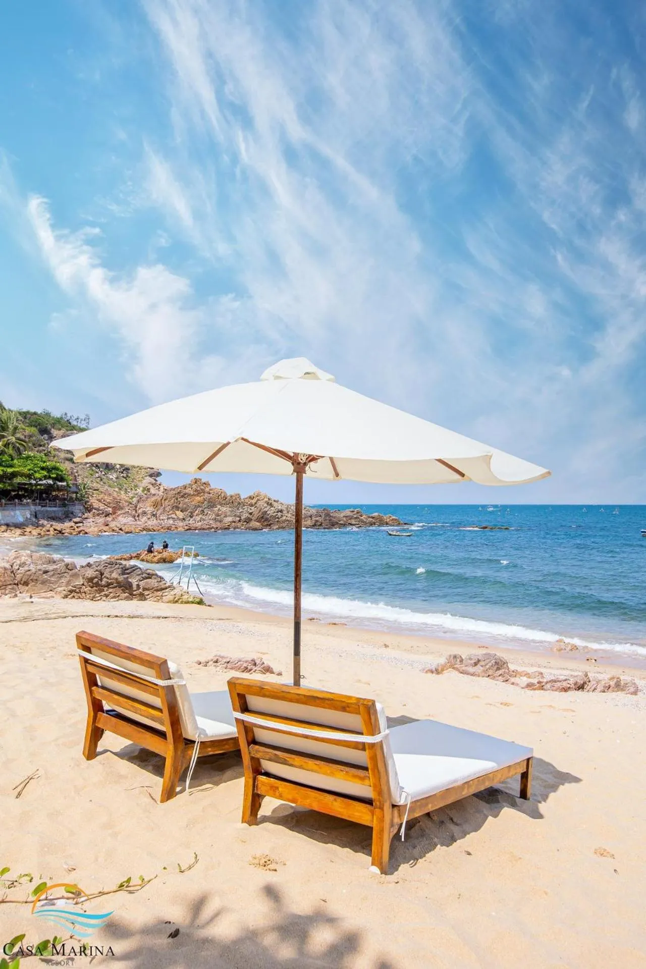 Day in Casa Marina Resort