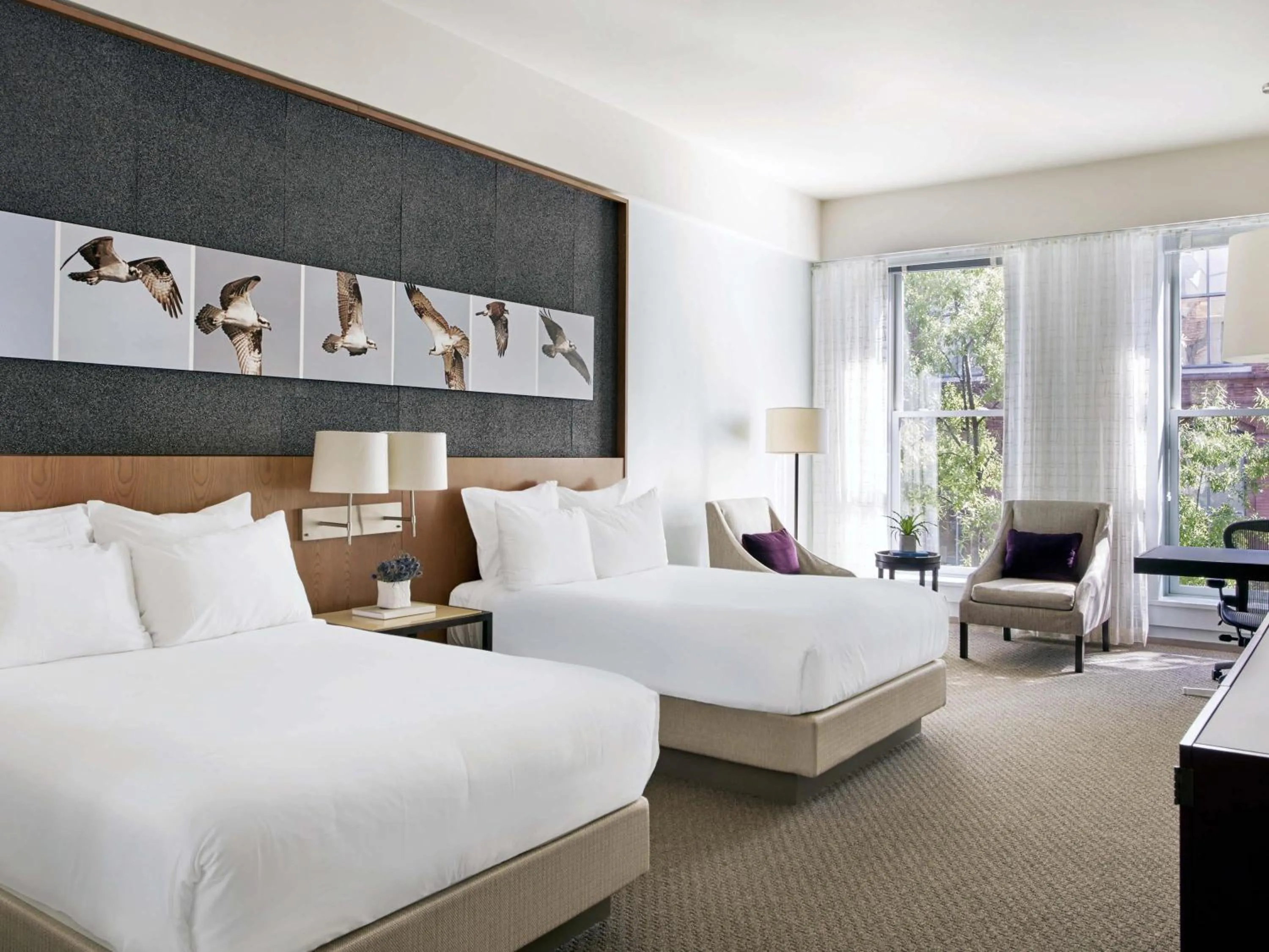 Bedroom, Bed in 21c Museum Hotel Louisville