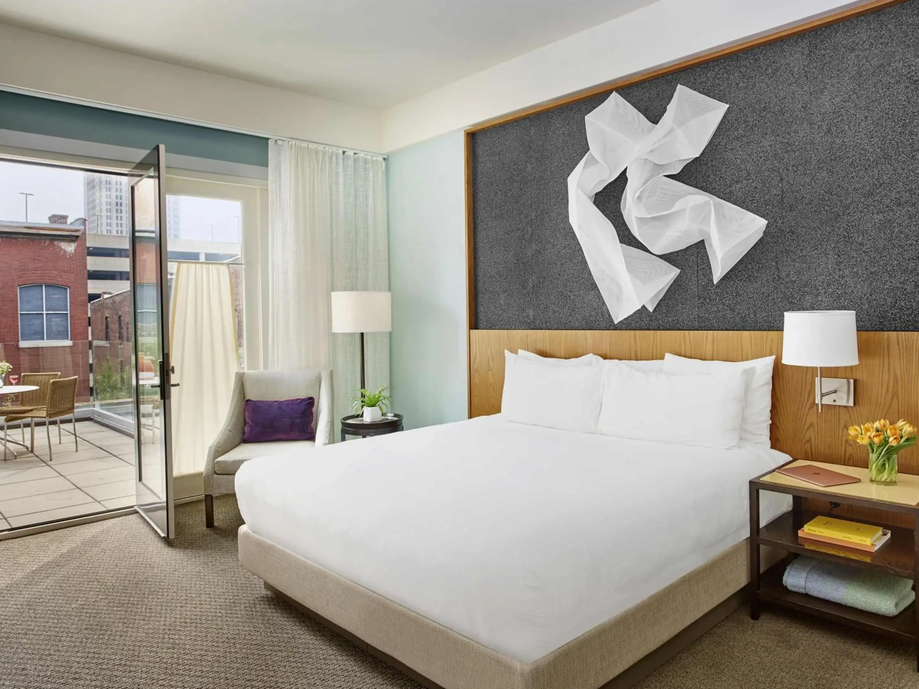 Room with Balcony in 21c Museum Hotel Louisville Room with Balcony in 21c Museum Hotel Louisville