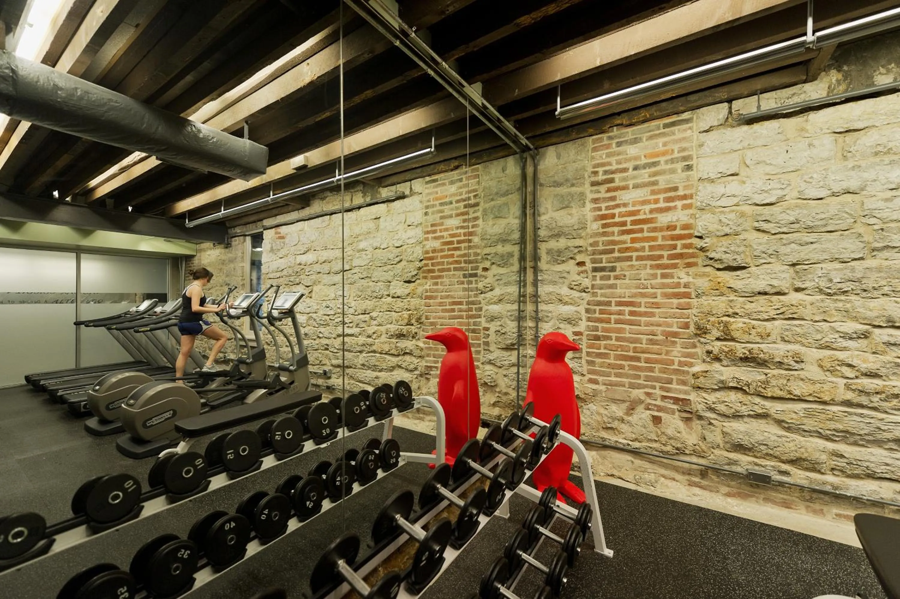 Fitness centre/facilities in 21c Museum Hotel Louisville