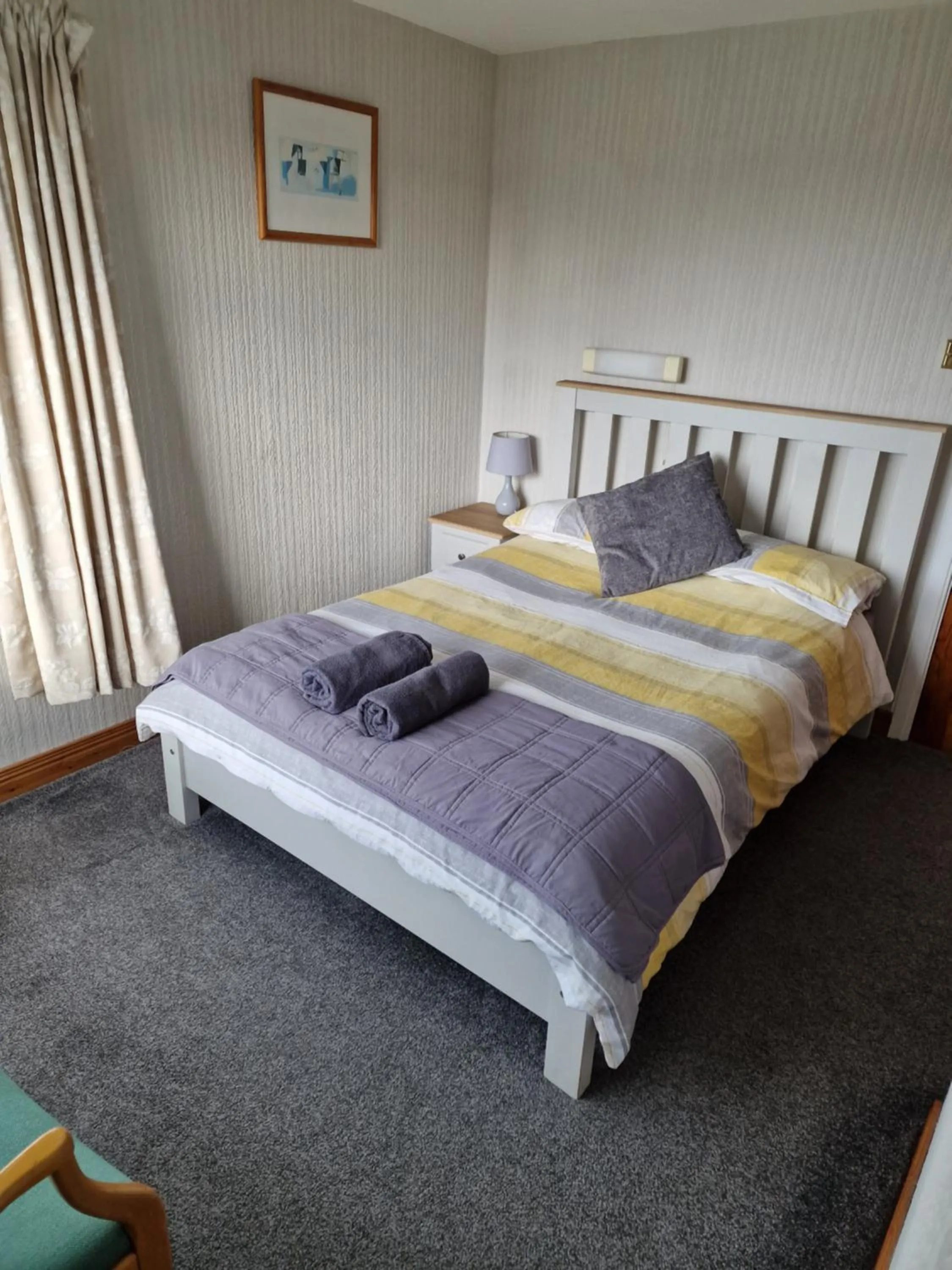 Bed in Brae-Mar B&B