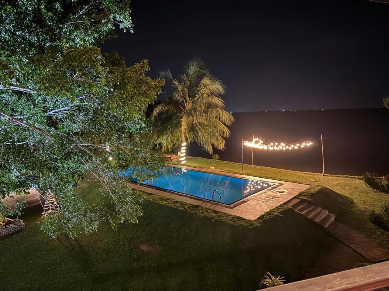 Night in Nico Lagoon Hotel