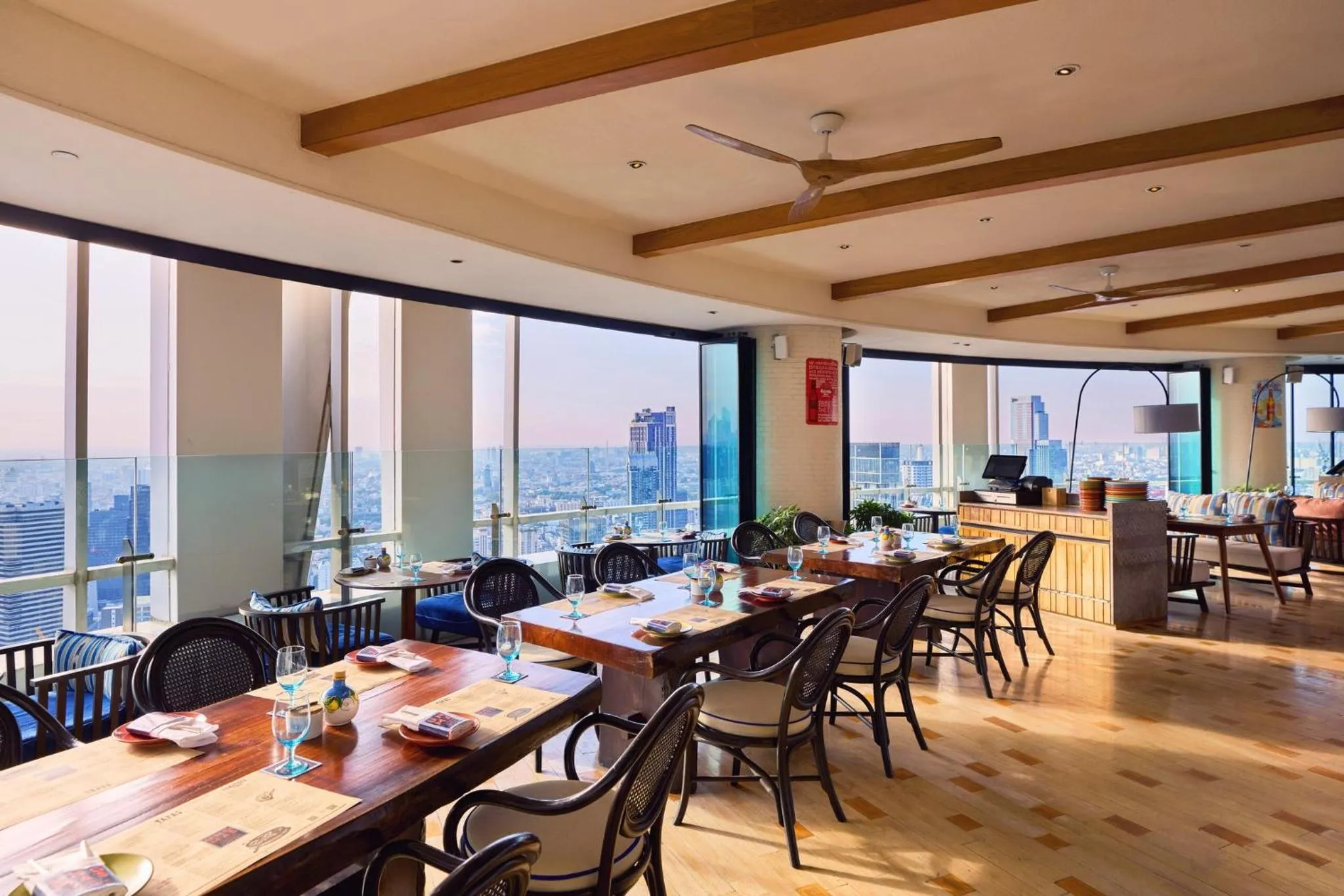 Restaurant/places to eat in Centara Grand At CentralWorld