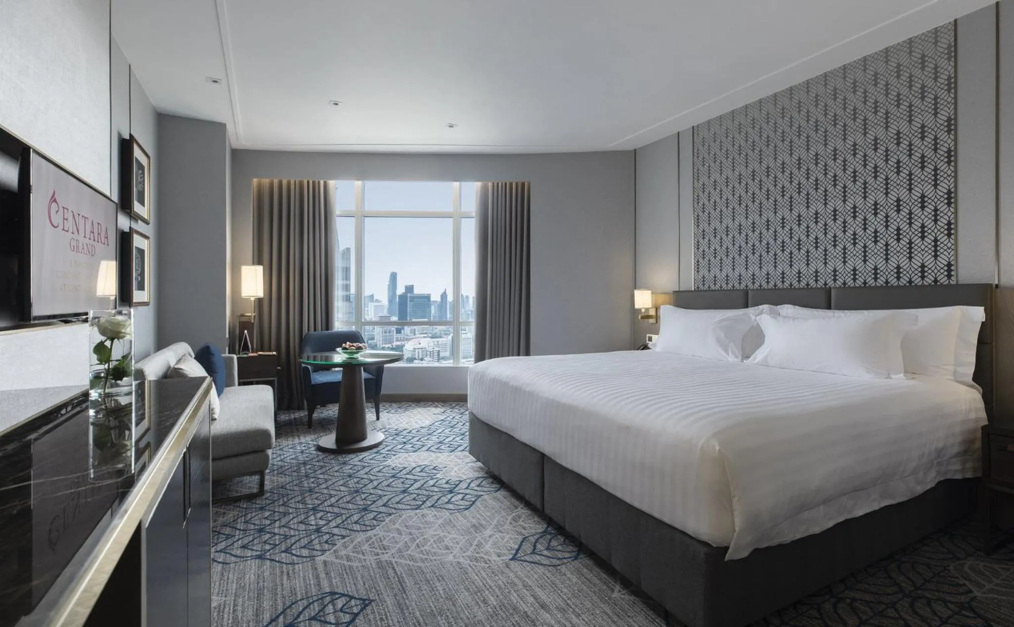 Photo of the whole room, Bed in Centara Grand At CentralWorld