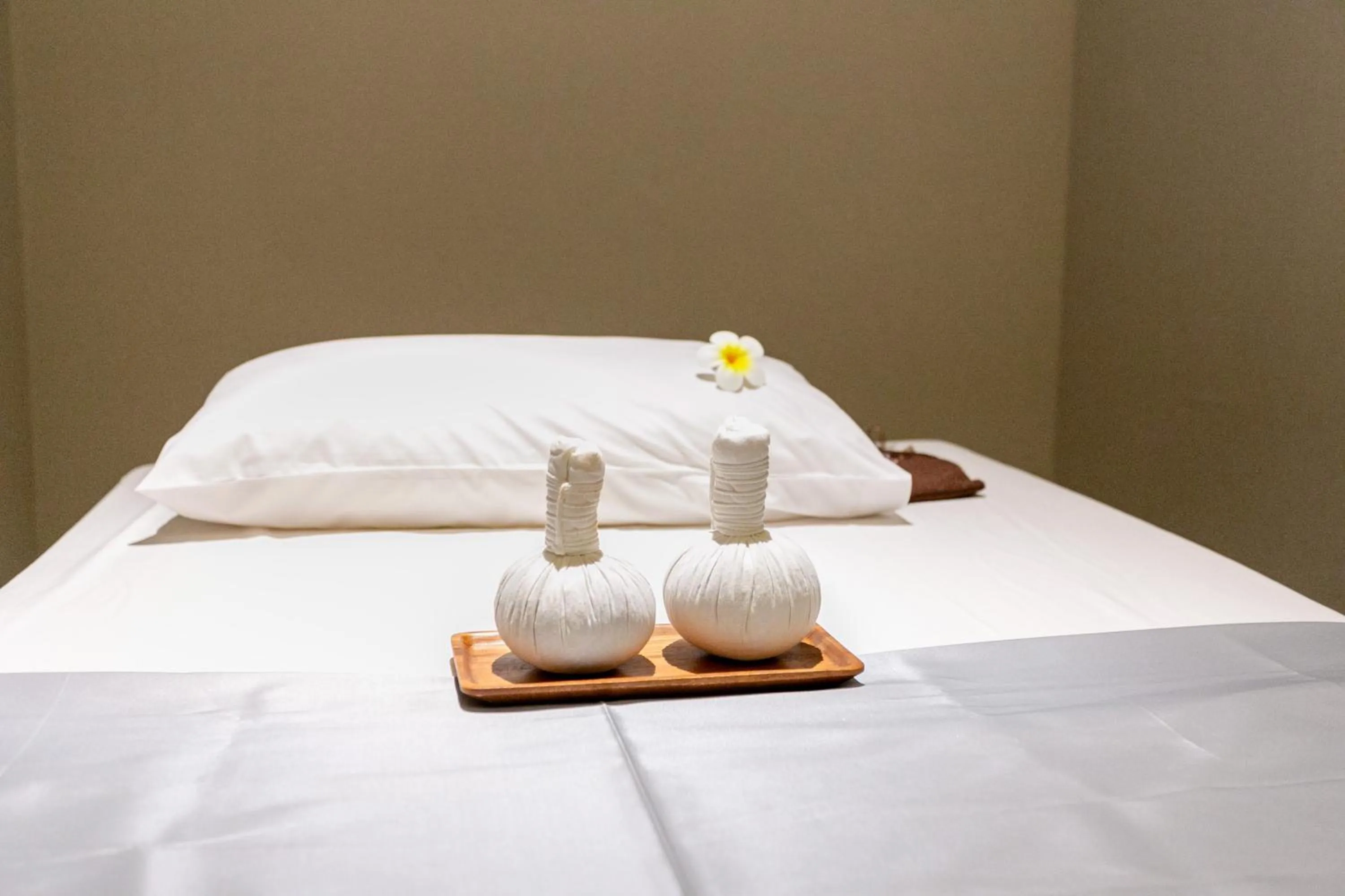 Spa and wellness centre/facilities, Bed in Centara Grand At CentralWorld