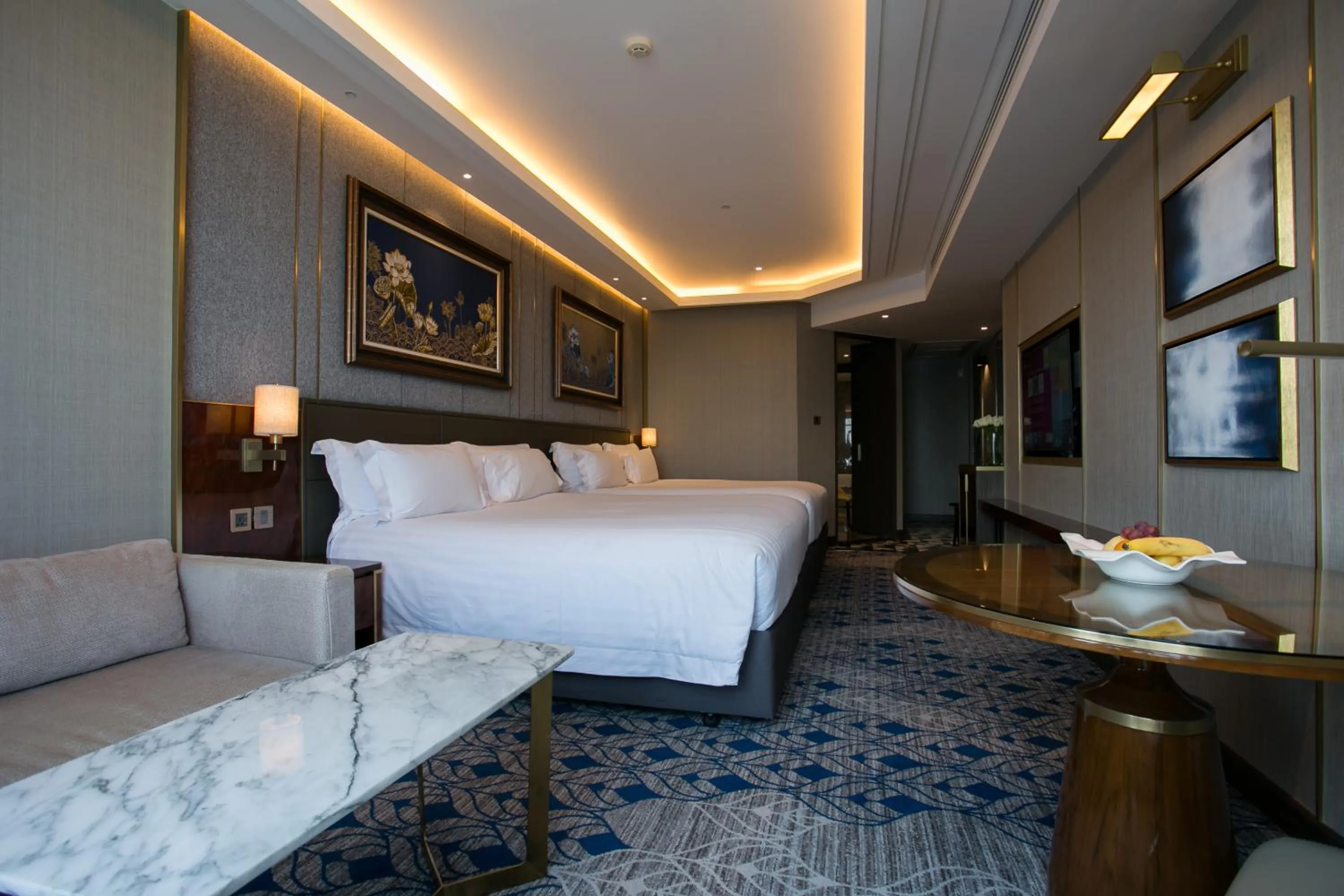 Bedroom, Bed in Centara Grand At CentralWorld