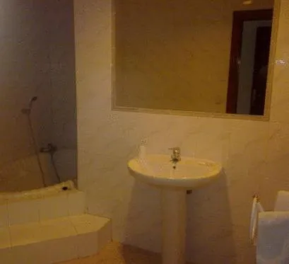 Bathroom in Arcojalon