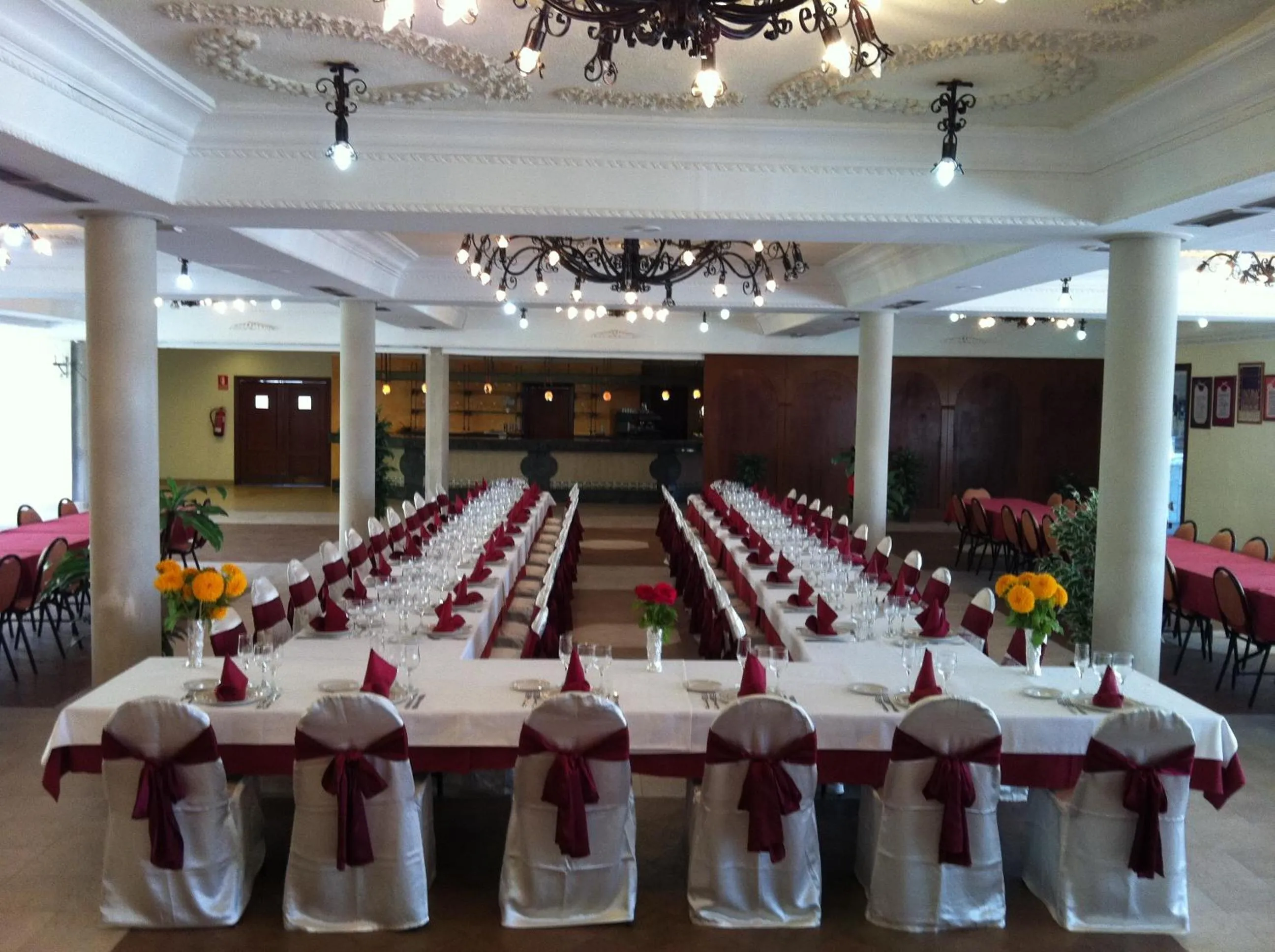 Business facilities in Arcojalon