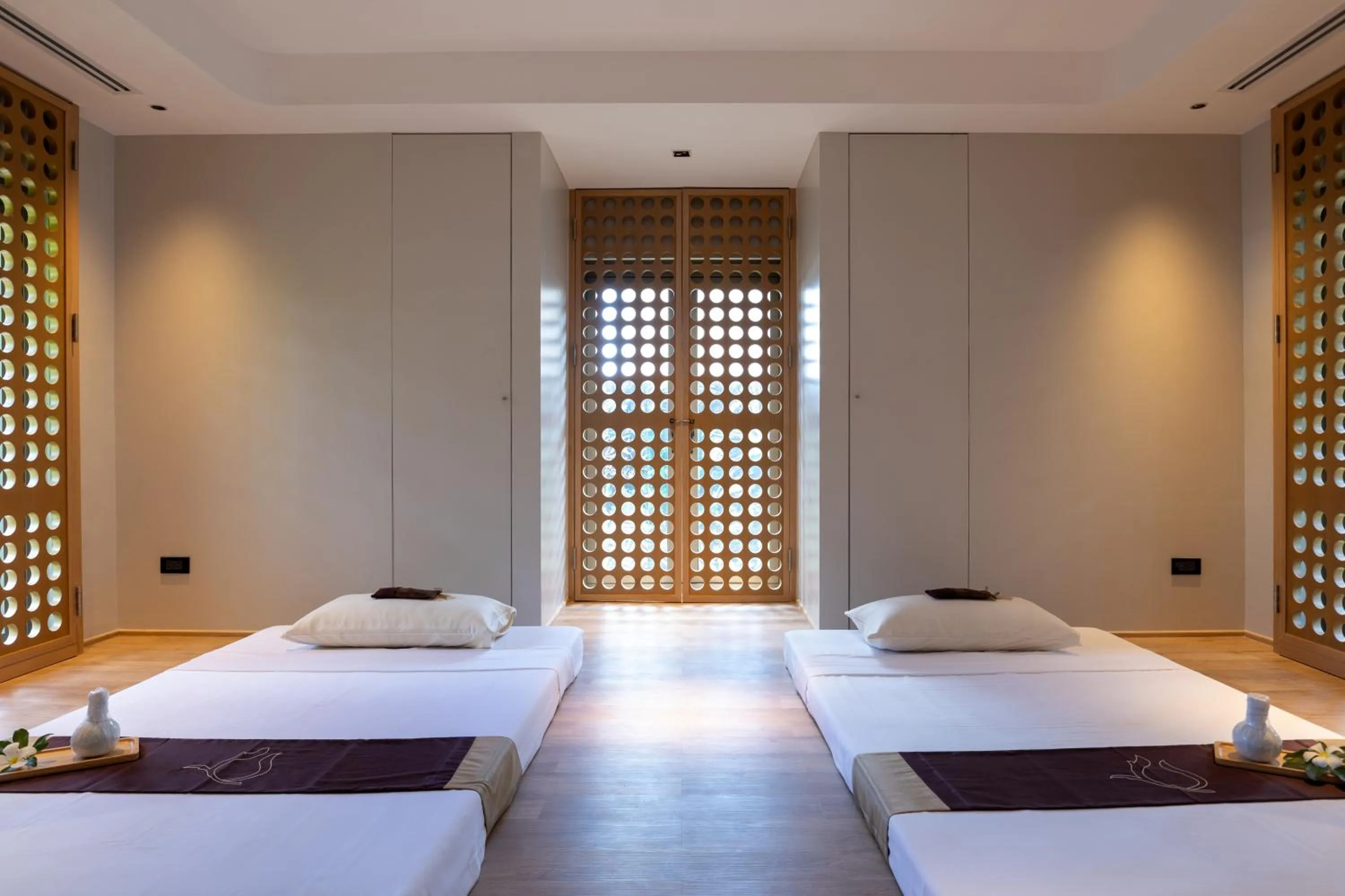 Spa and wellness centre/facilities, Bed in Centara Karon Resort Phuket
