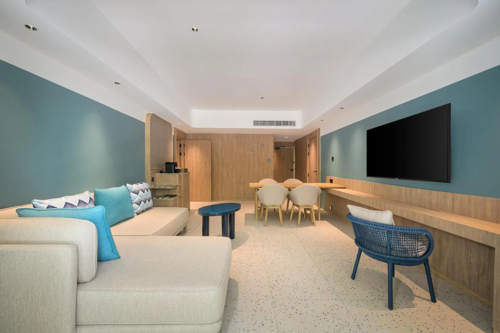 Photo of the whole room in Centara Karon Resort Phuket