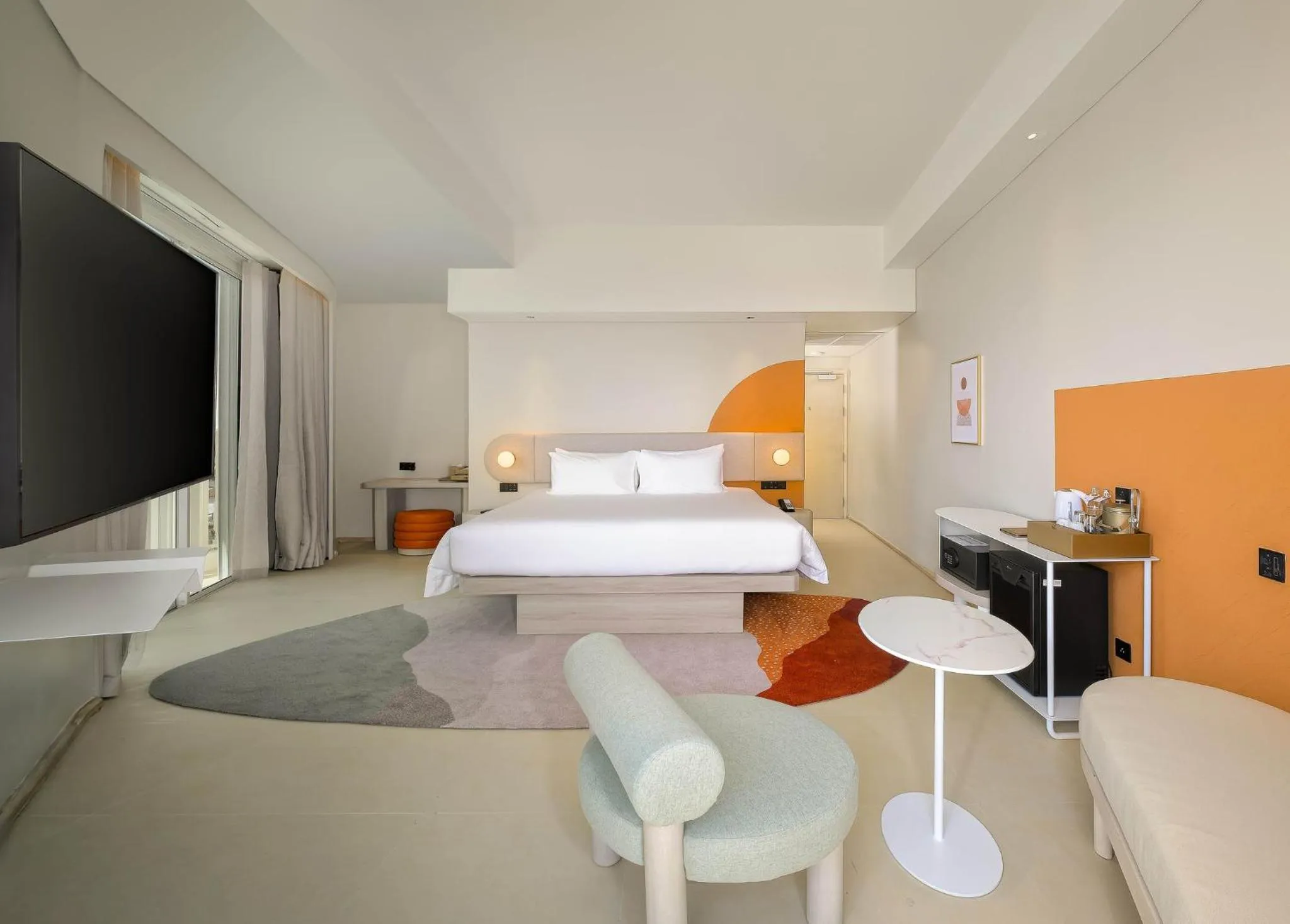 Photo of the whole room, Bed in Centara Karon Resort Phuket