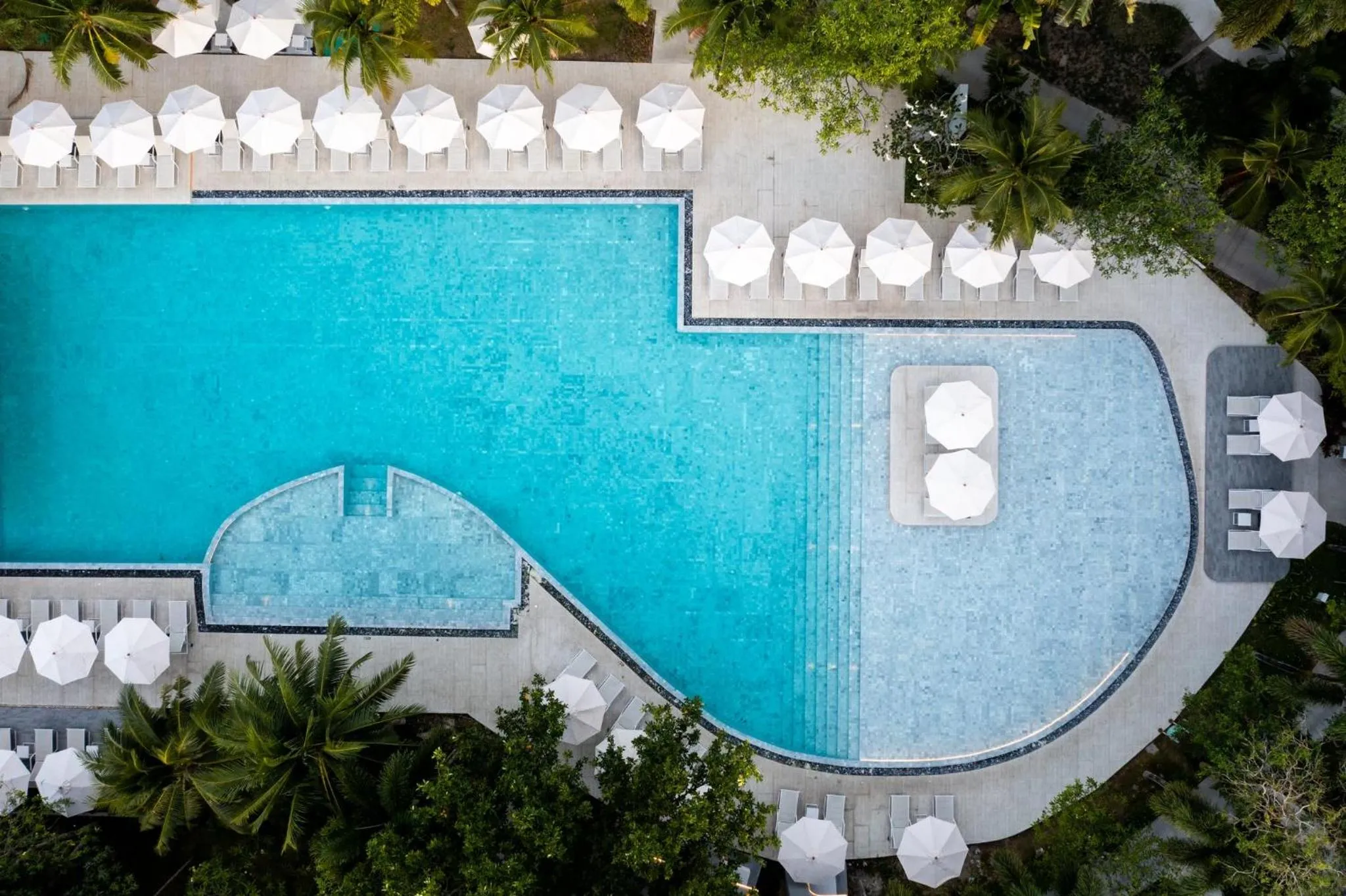 Swimming pool in Centara Karon Resort Phuket