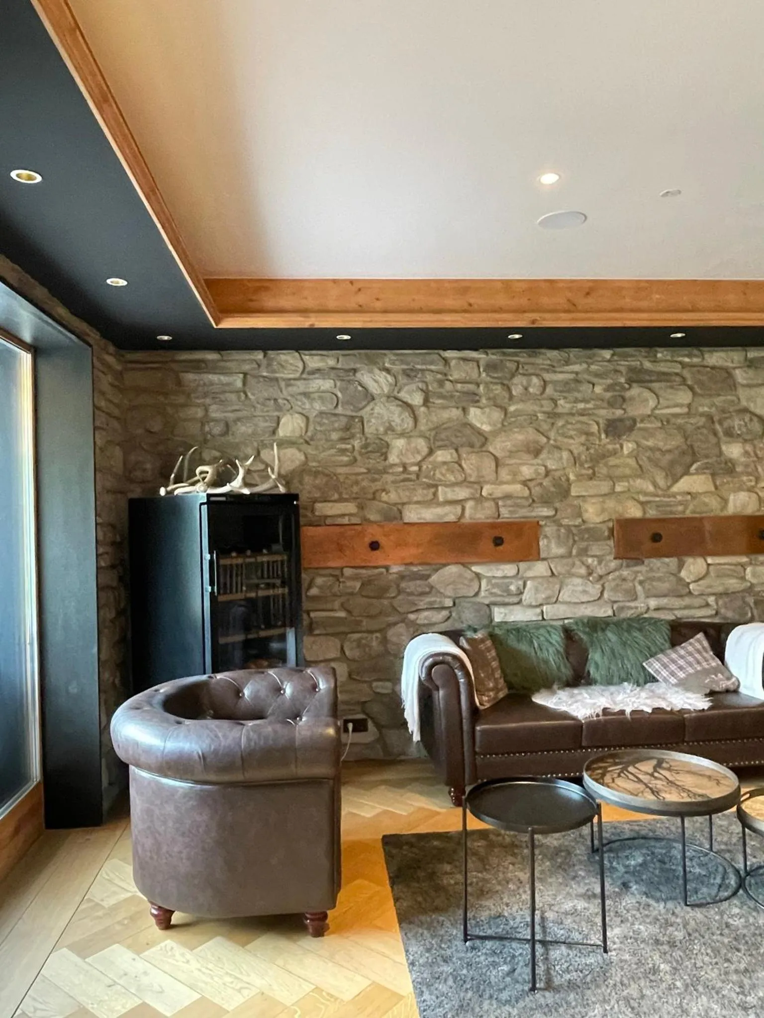 Seating area in Hotel Königsblick by keyone