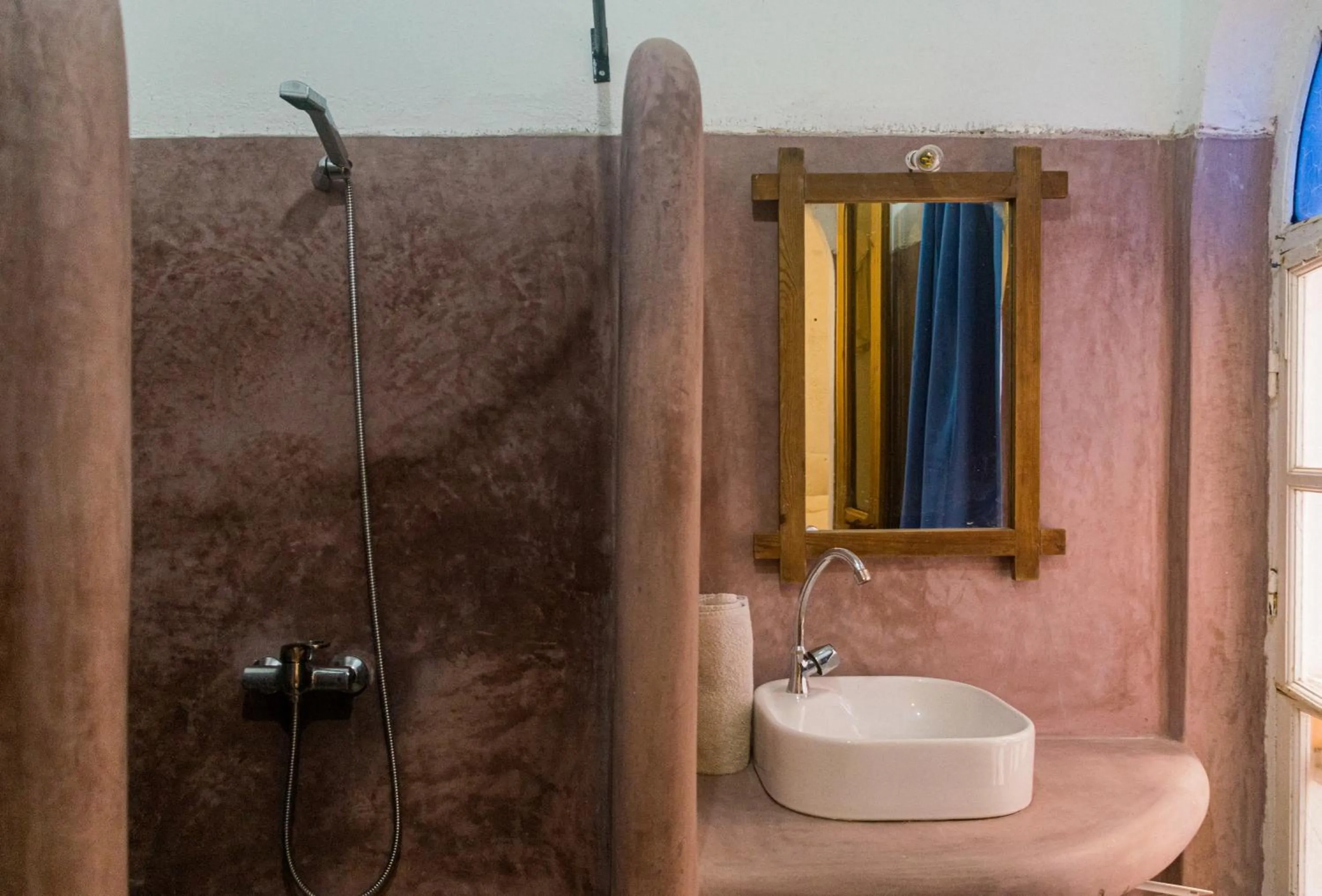 Essaouira Youth Hostel & Social Travel