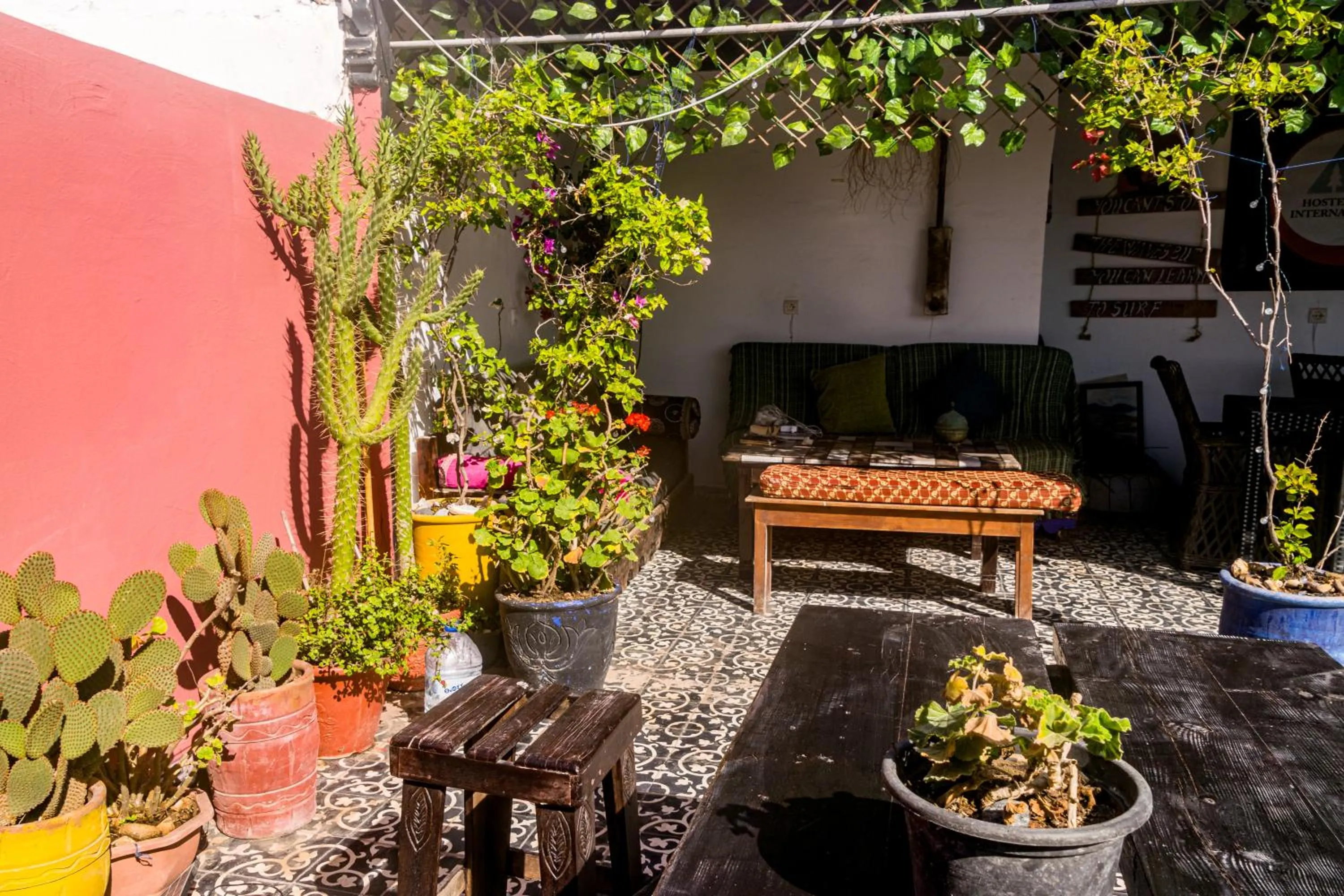 Essaouira Youth Hostel & Social Travel