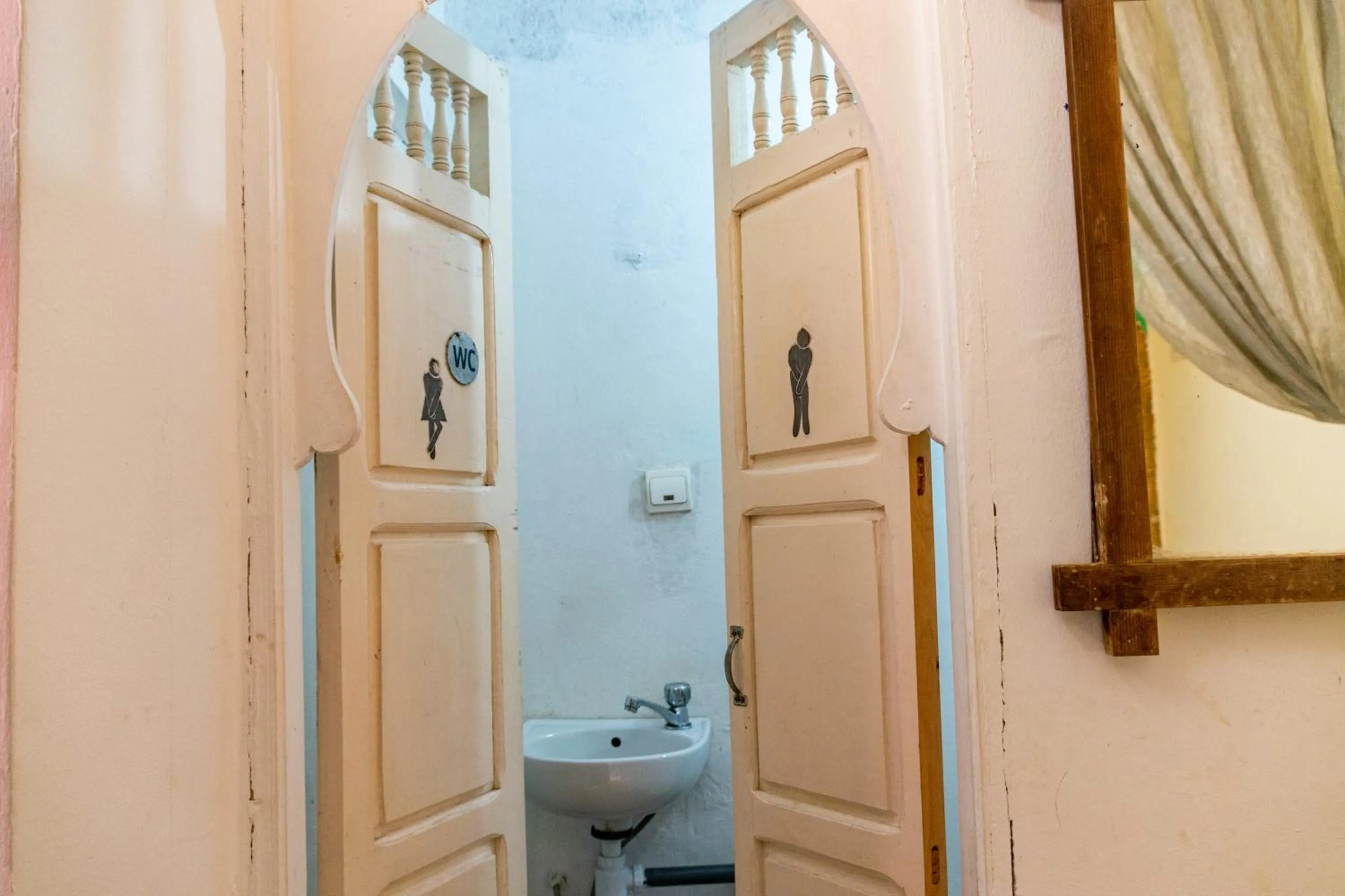 Essaouira Youth Hostel & Social Travel