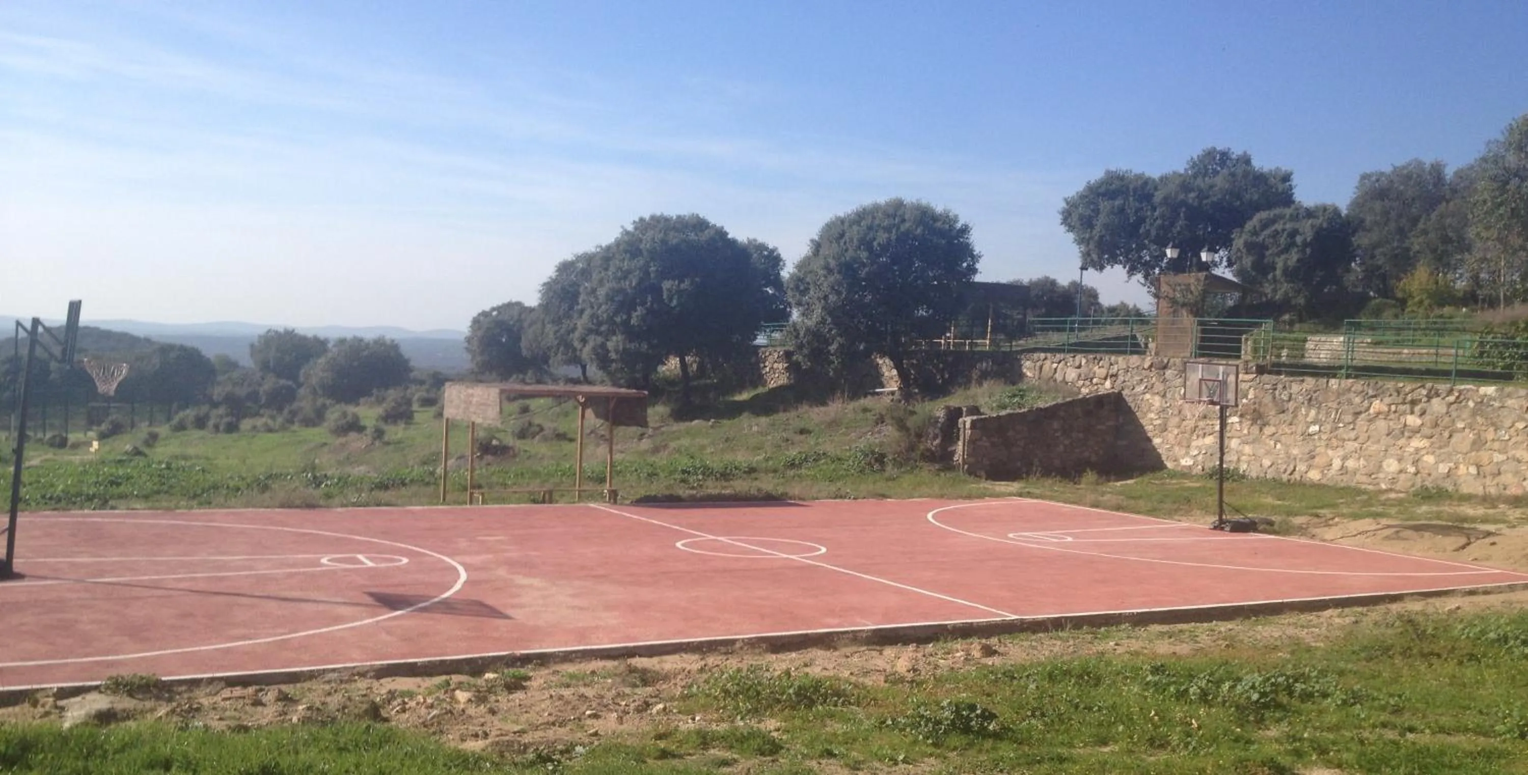 Tennis court in Complejo Rural Los Jarales