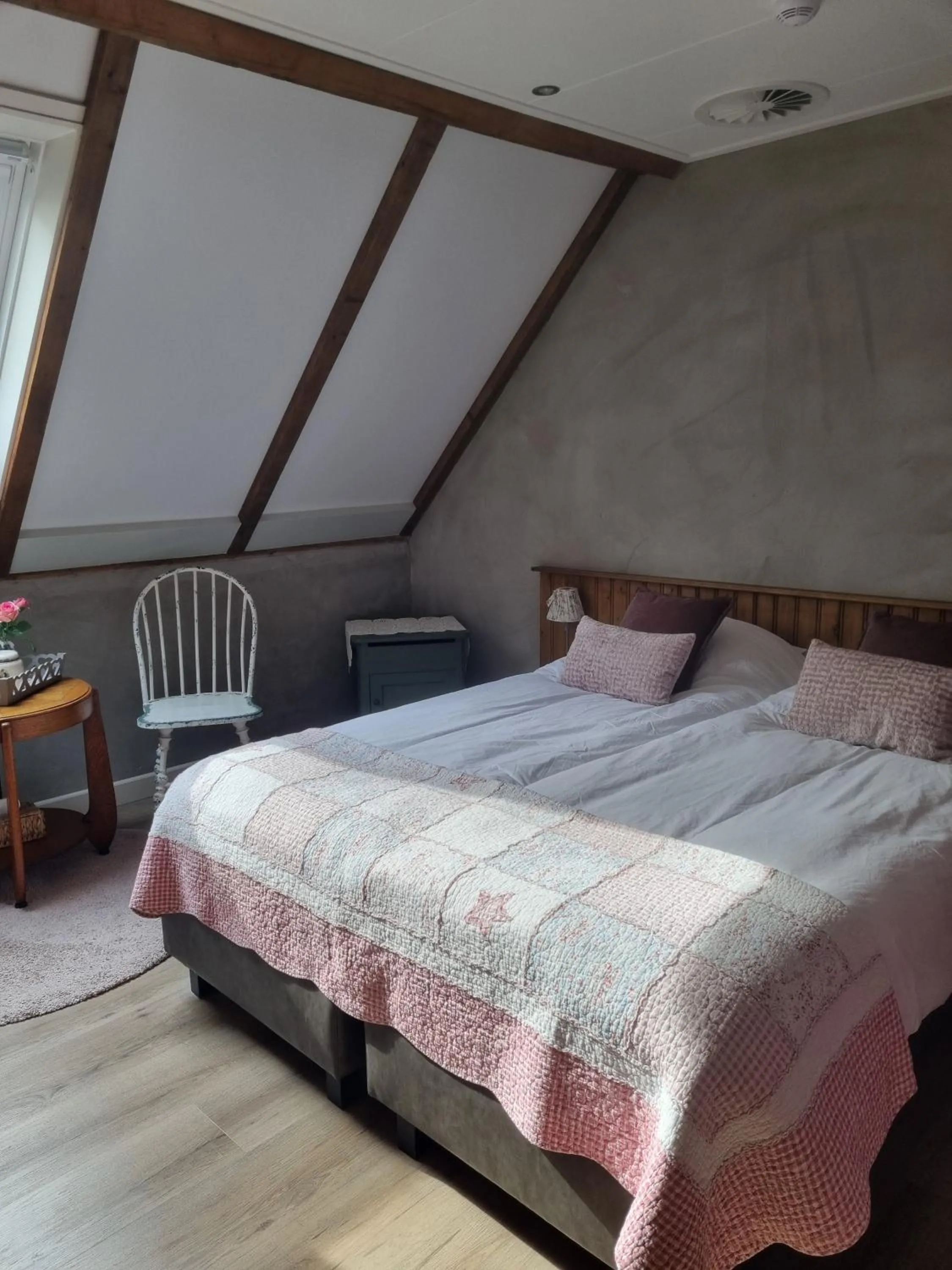 Bedroom, Bed in Bed & Breakfast aan de Beek