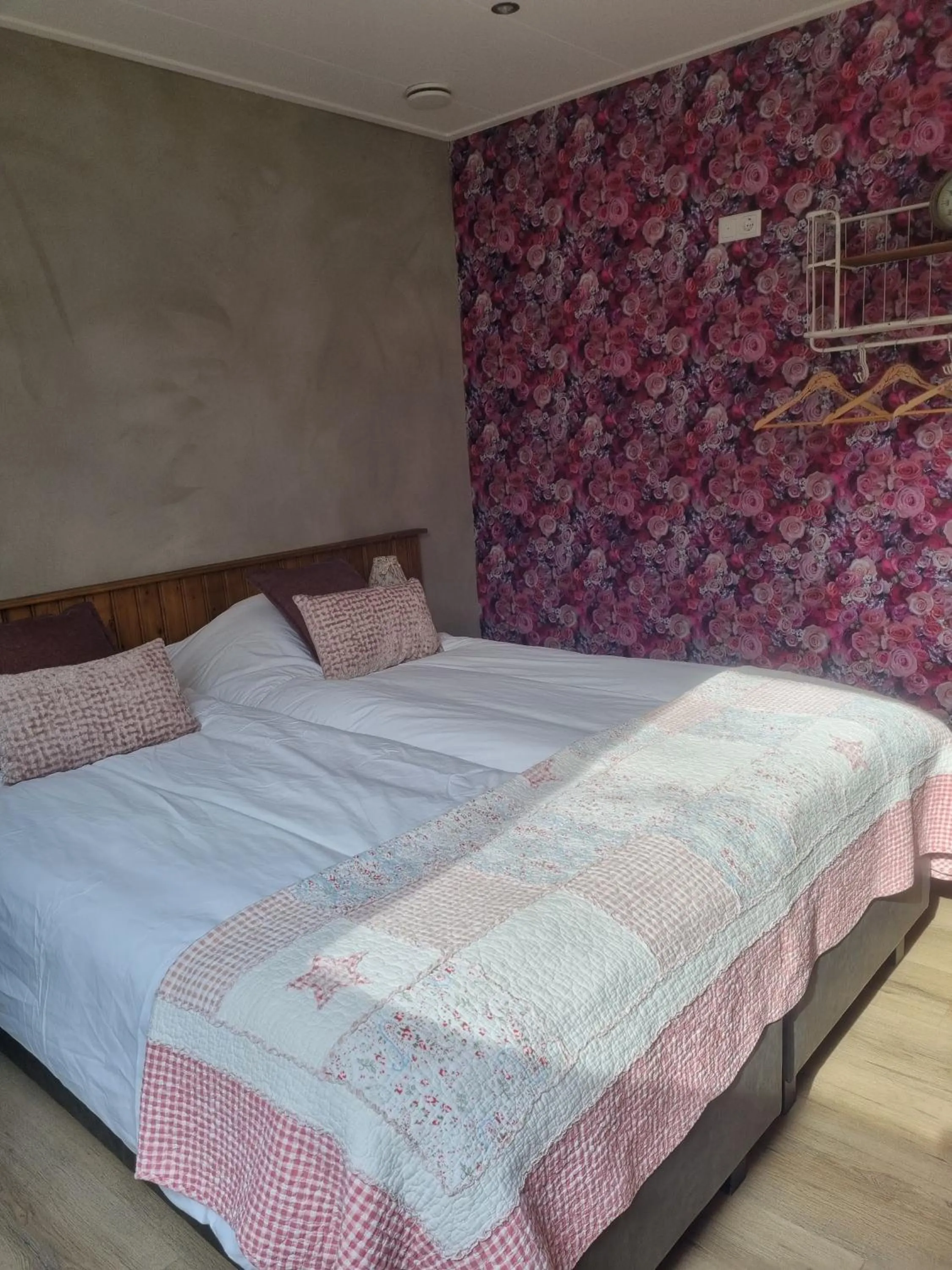 Bedroom, Bed in Bed & Breakfast aan de Beek