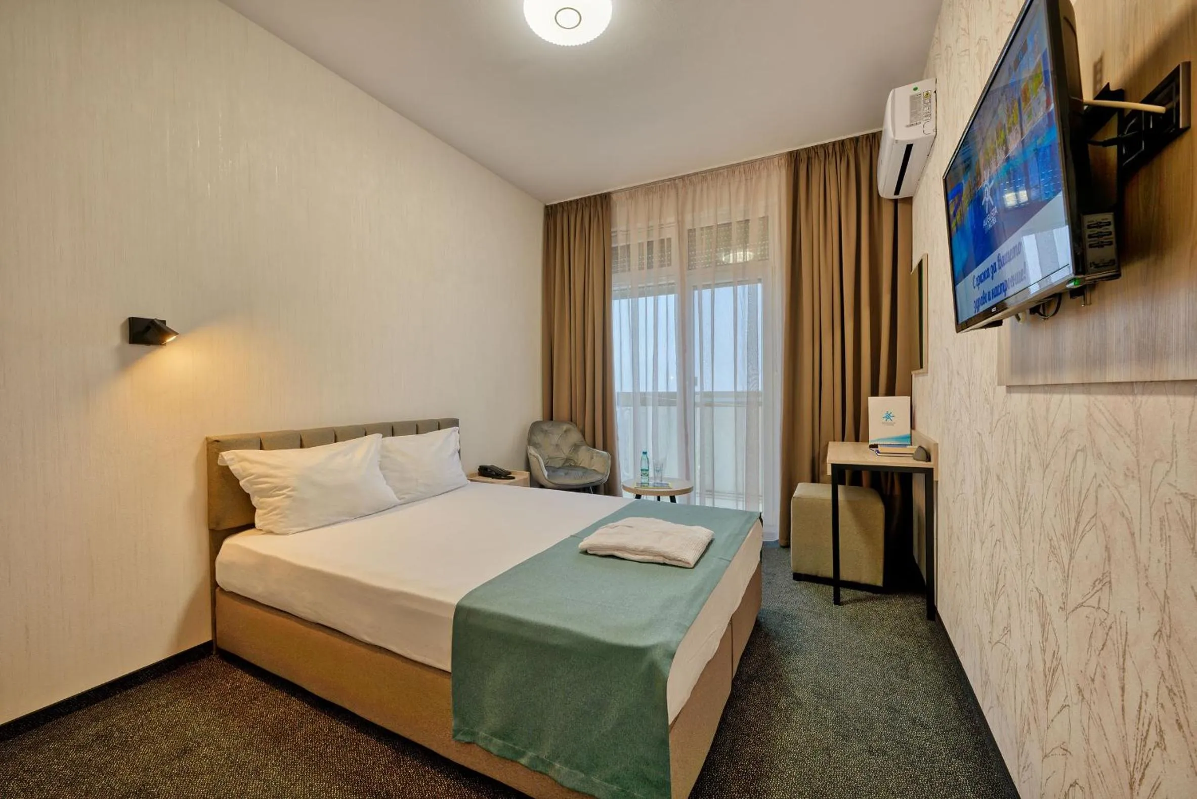 Photo of the whole room, Bed in Augusta SPA Hotel