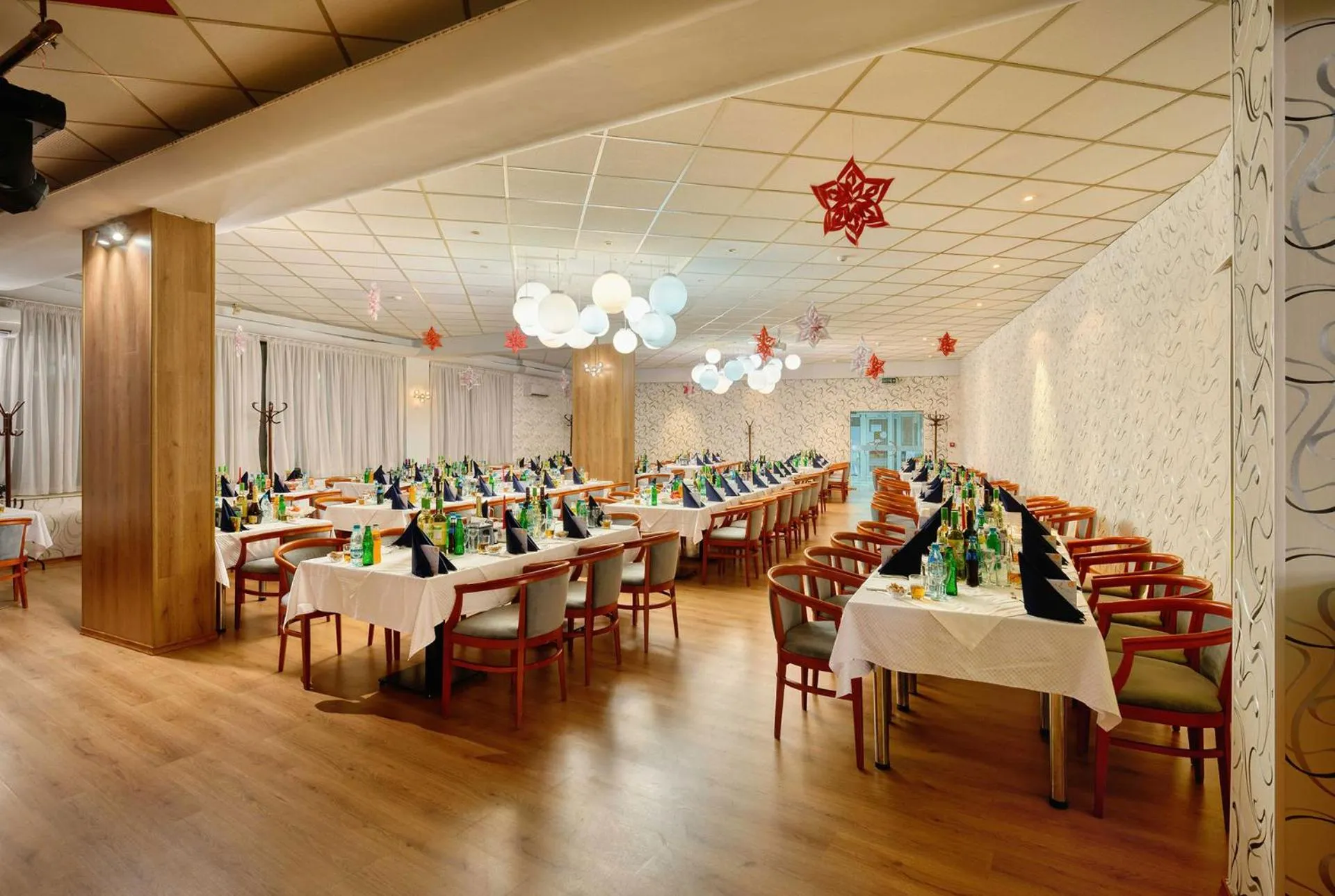 Restaurant/places to eat in Augusta SPA Hotel