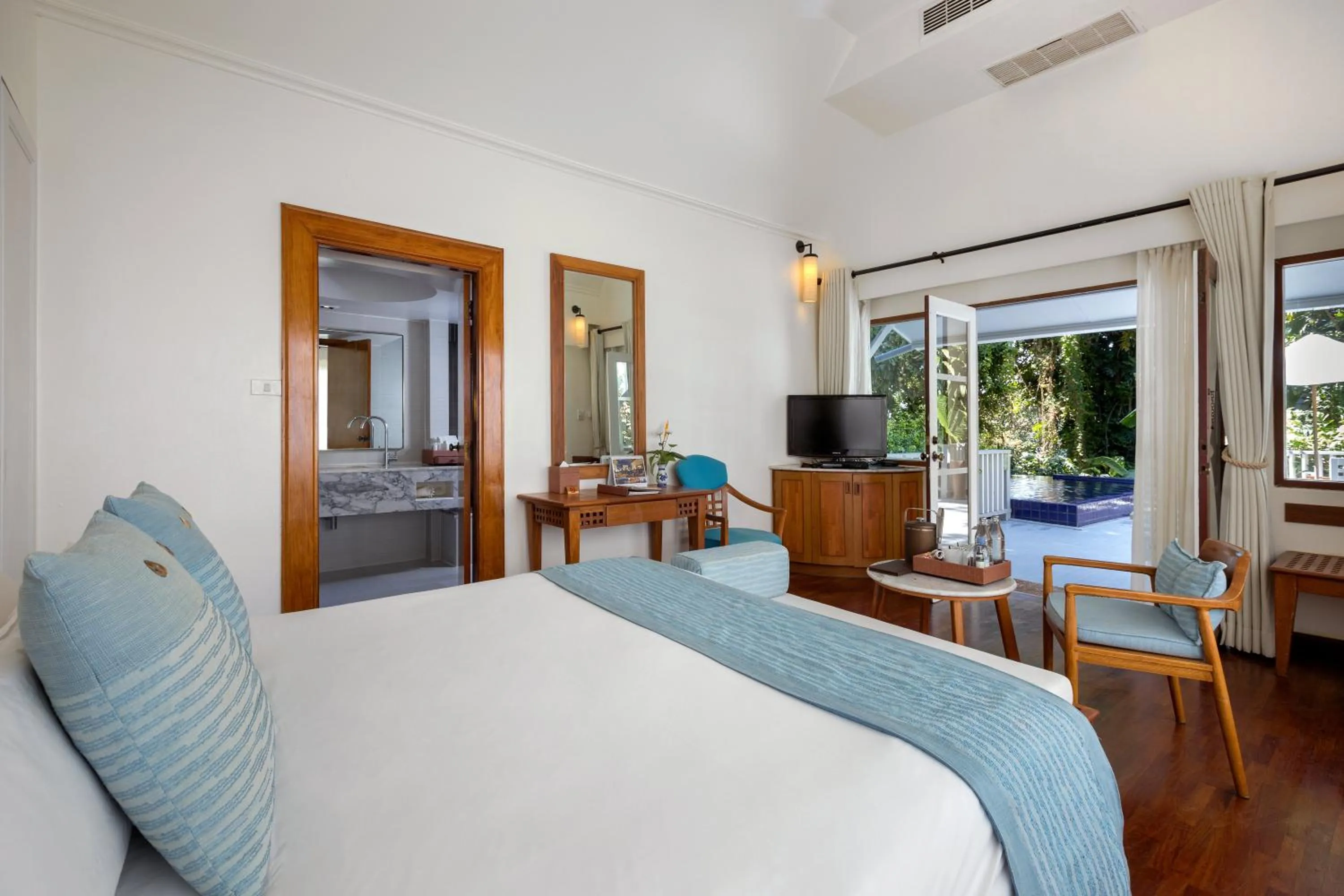 Photo of the whole room, Bed in Centara Villas Samui - SHA Plus