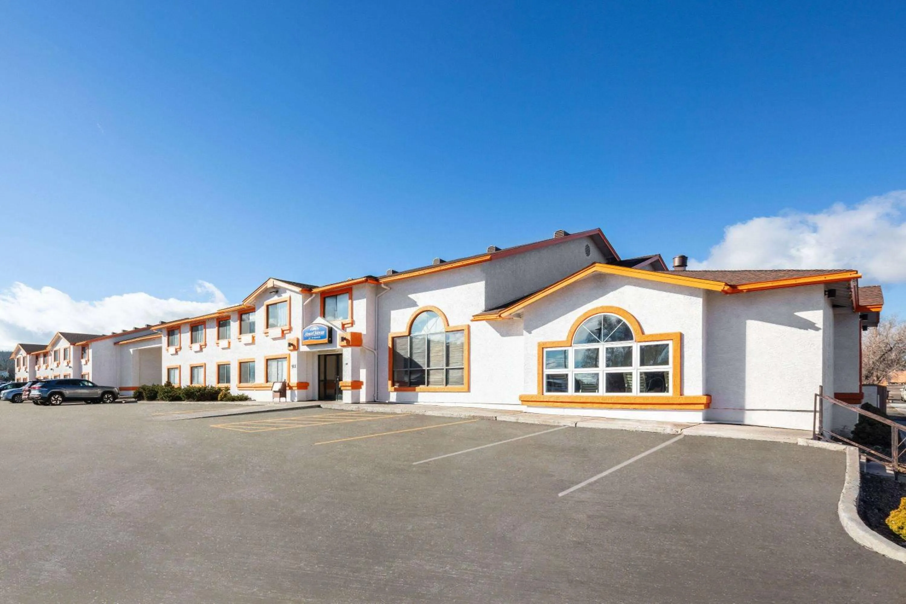 Property building in Howard Johnson by Wyndham Williams