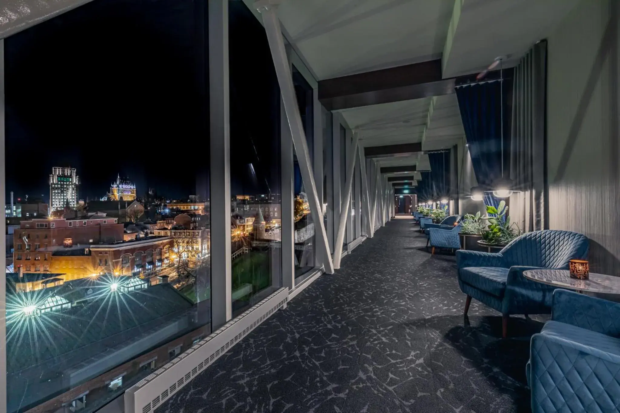 King Room with Balcony in Le Capitole Hotel King Room with Balcony in Le Capitole Hotel