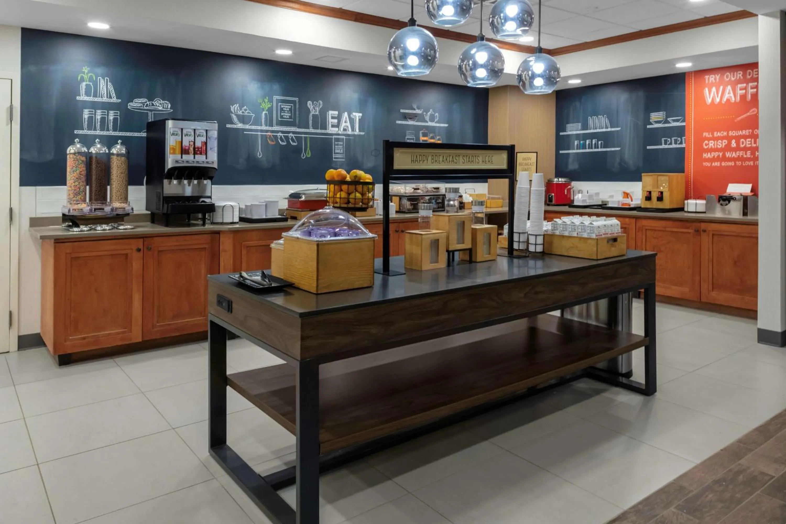 Breakfast in Hampton Inn Gretna - Smith Mountain Lake