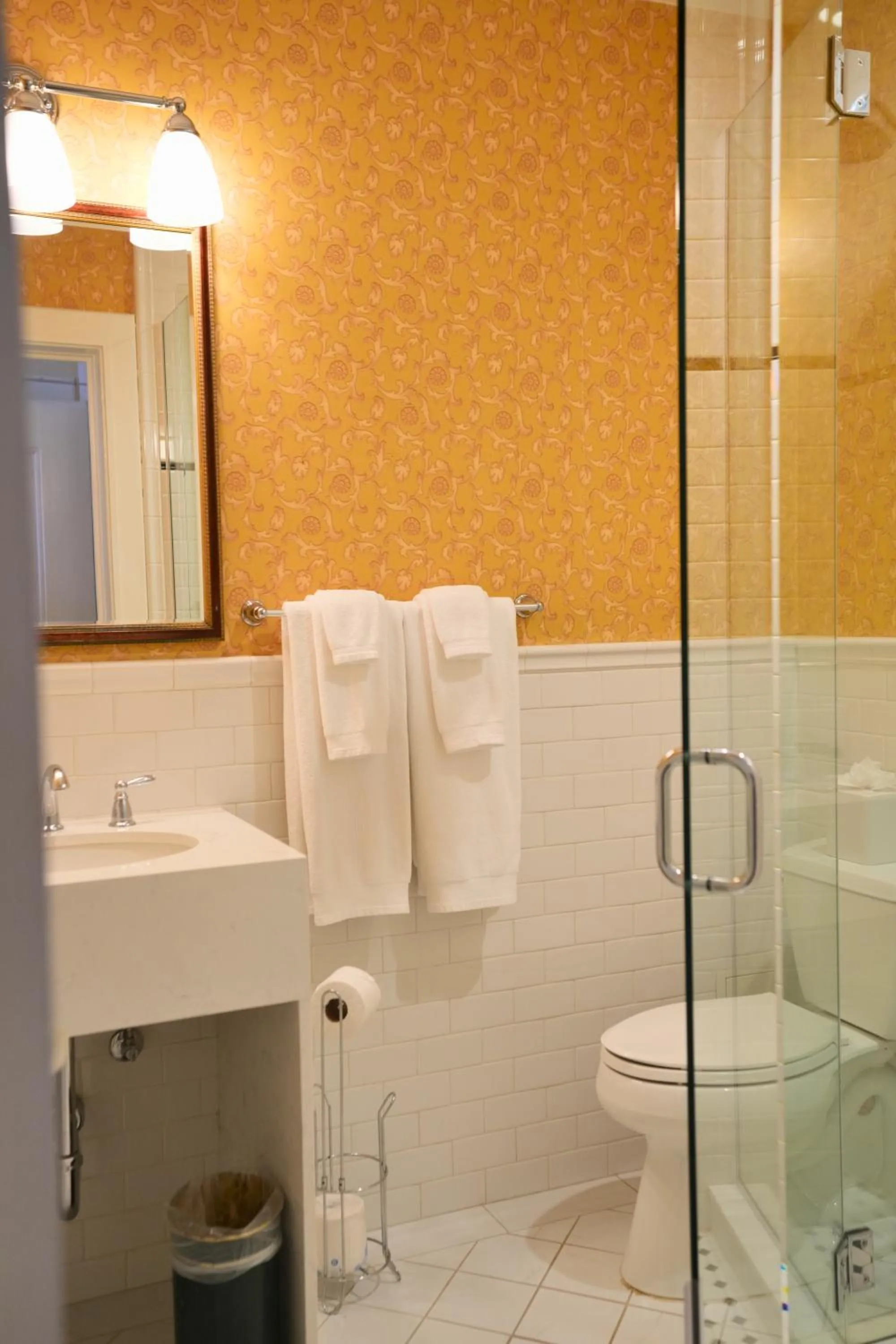 Toilet in University Club of San Francisco