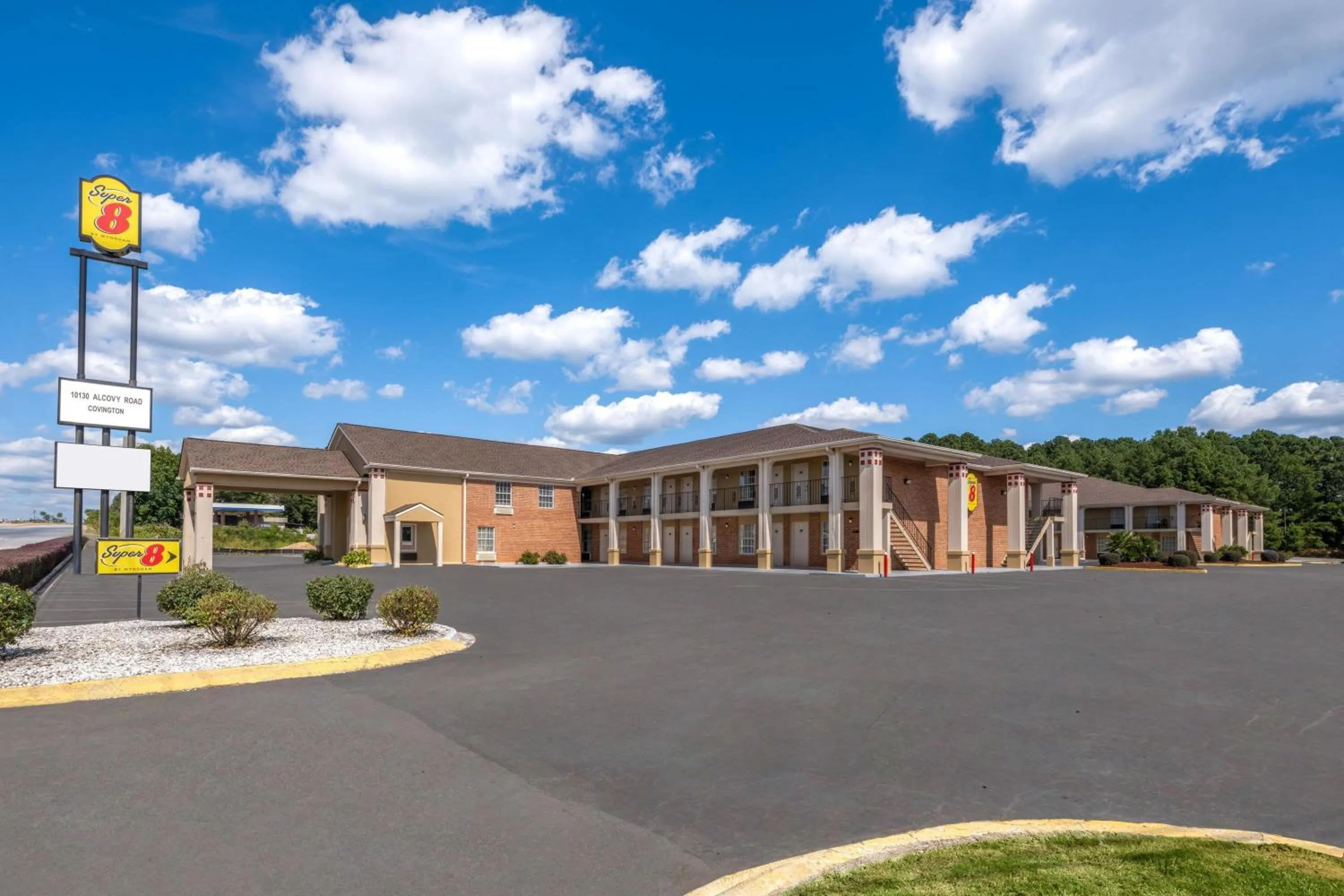 Property building in Super 8 by Wyndham Covington