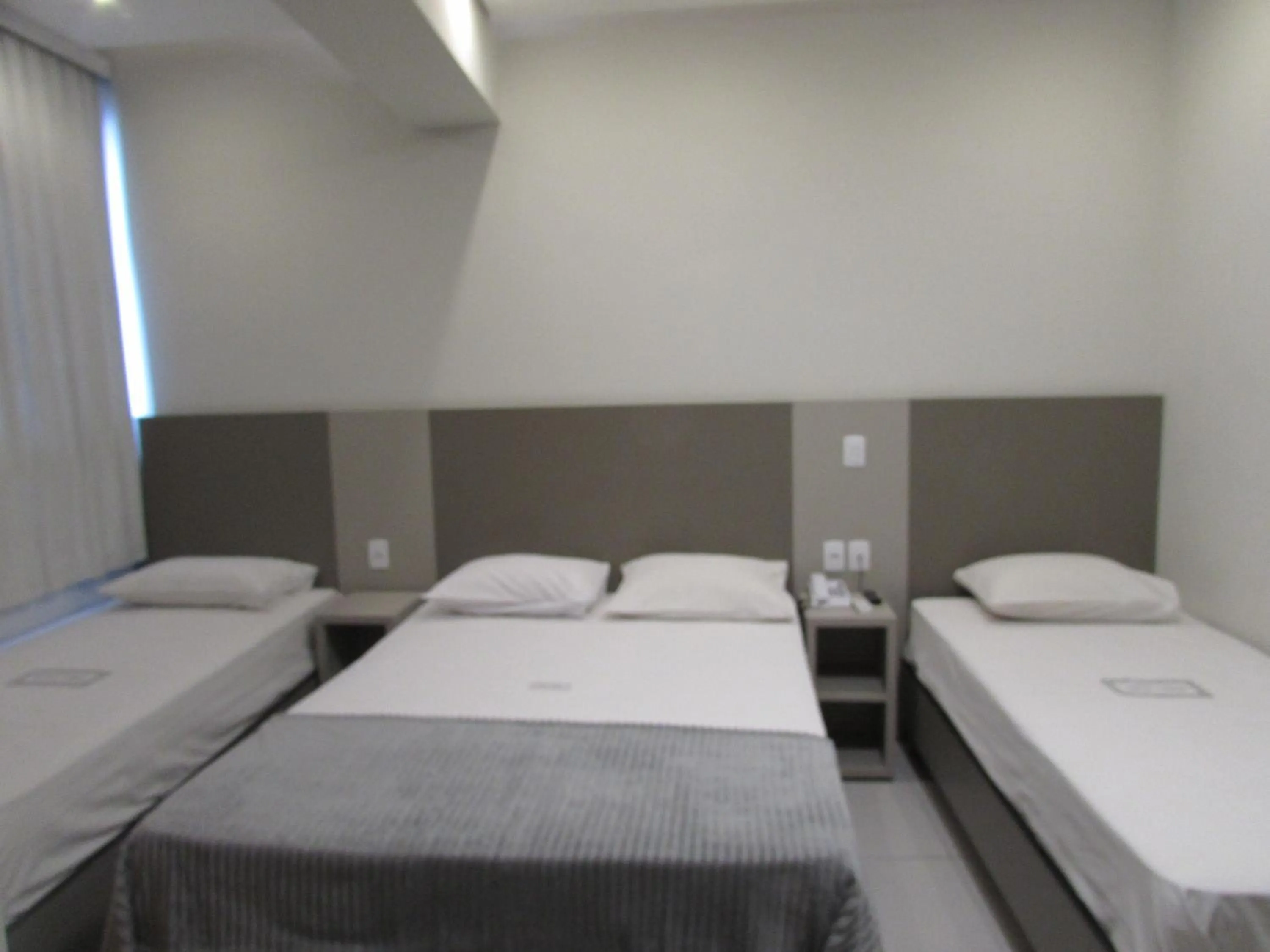 Bed in Hotel Urbis a 10 minutos Rua 25 de Março, Brás,Bom Retiro,a 2 minutos do Mirante Sampa Sky